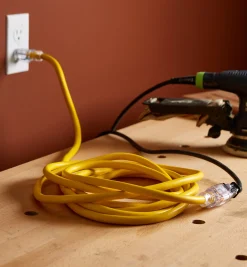 Lee Valley Power Cords & Bars>15' Heavy-Duty 12 Gauge Extension Cord