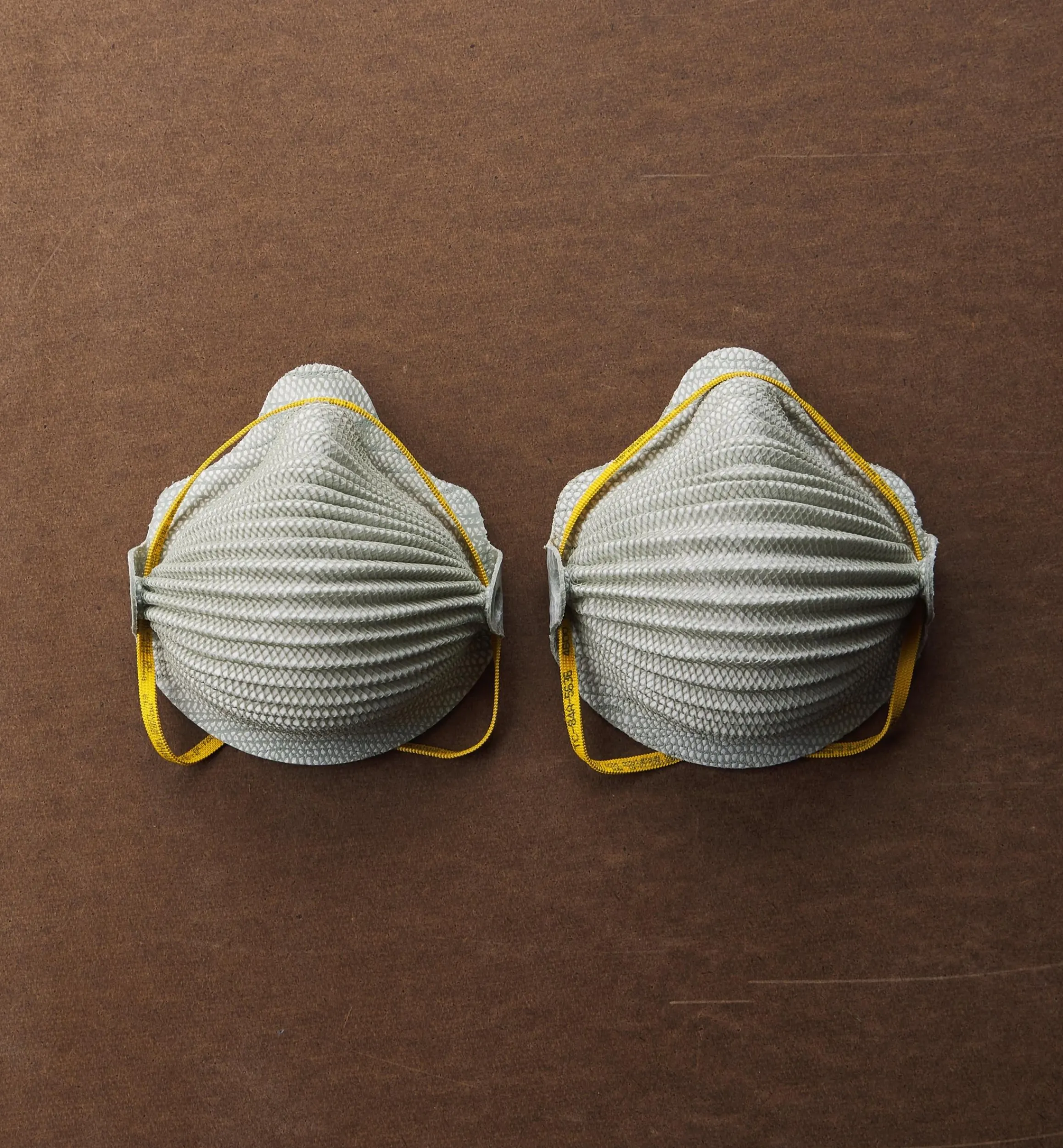 Lee Valley Safety Gear>Airwave Adjustable-Strap Disposable Dust Masks