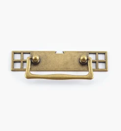 Lee Valley Handles>Arts And Crafts Handle With Backplate