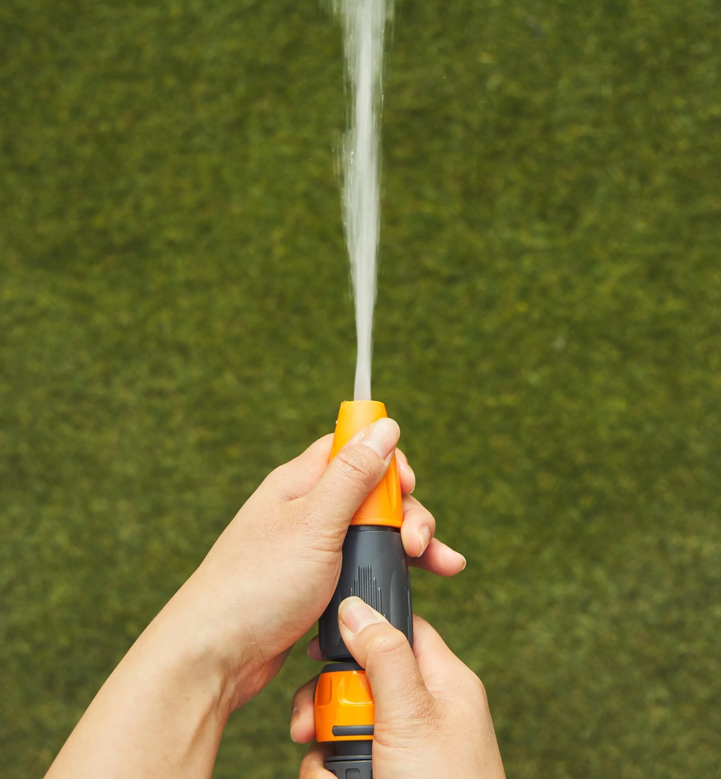Lee Valley Hoses & Accessories>Auto-Retracting Hose Reel