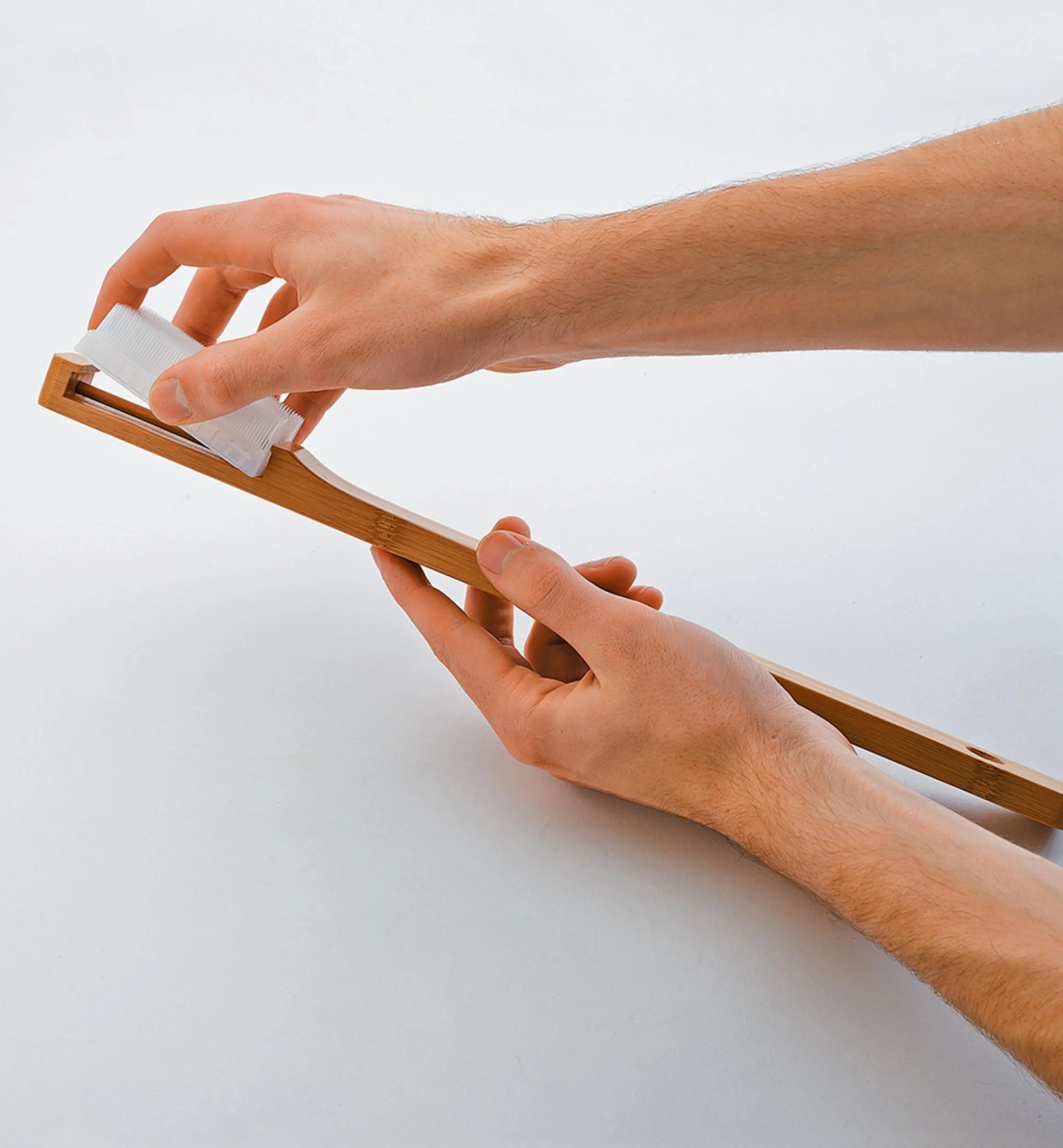Lee Valley Personal Care>Bamboo Handle For The World's Kindest Nail Brush