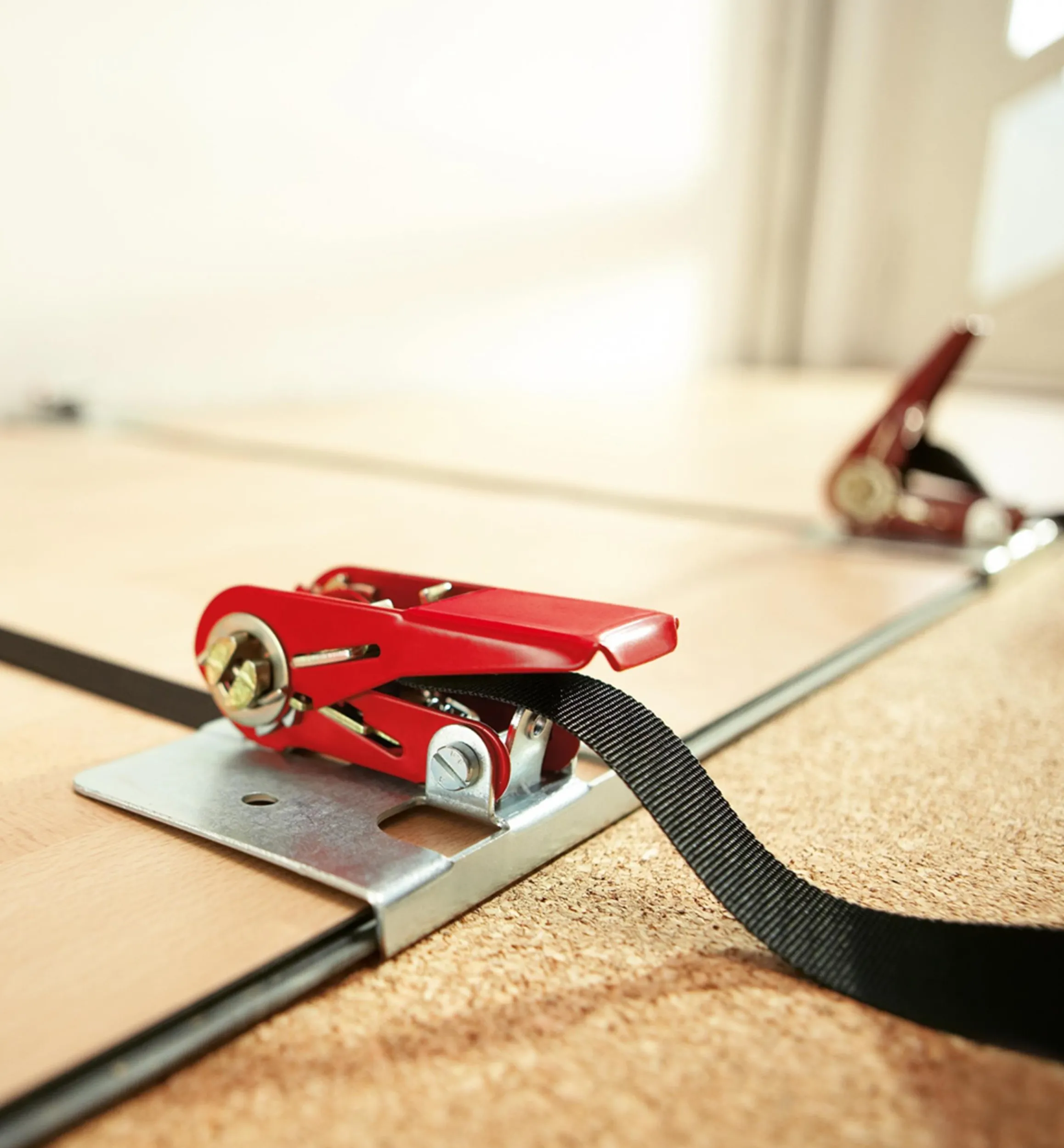 Lee Valley Hand Tools>Bessey Flooring Strap Clamp
