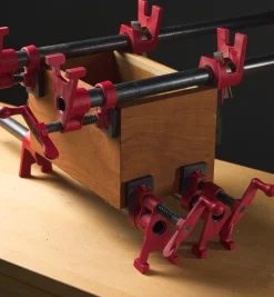 Lee Valley Hand Tools>Bessey "H" Pipe Clamp