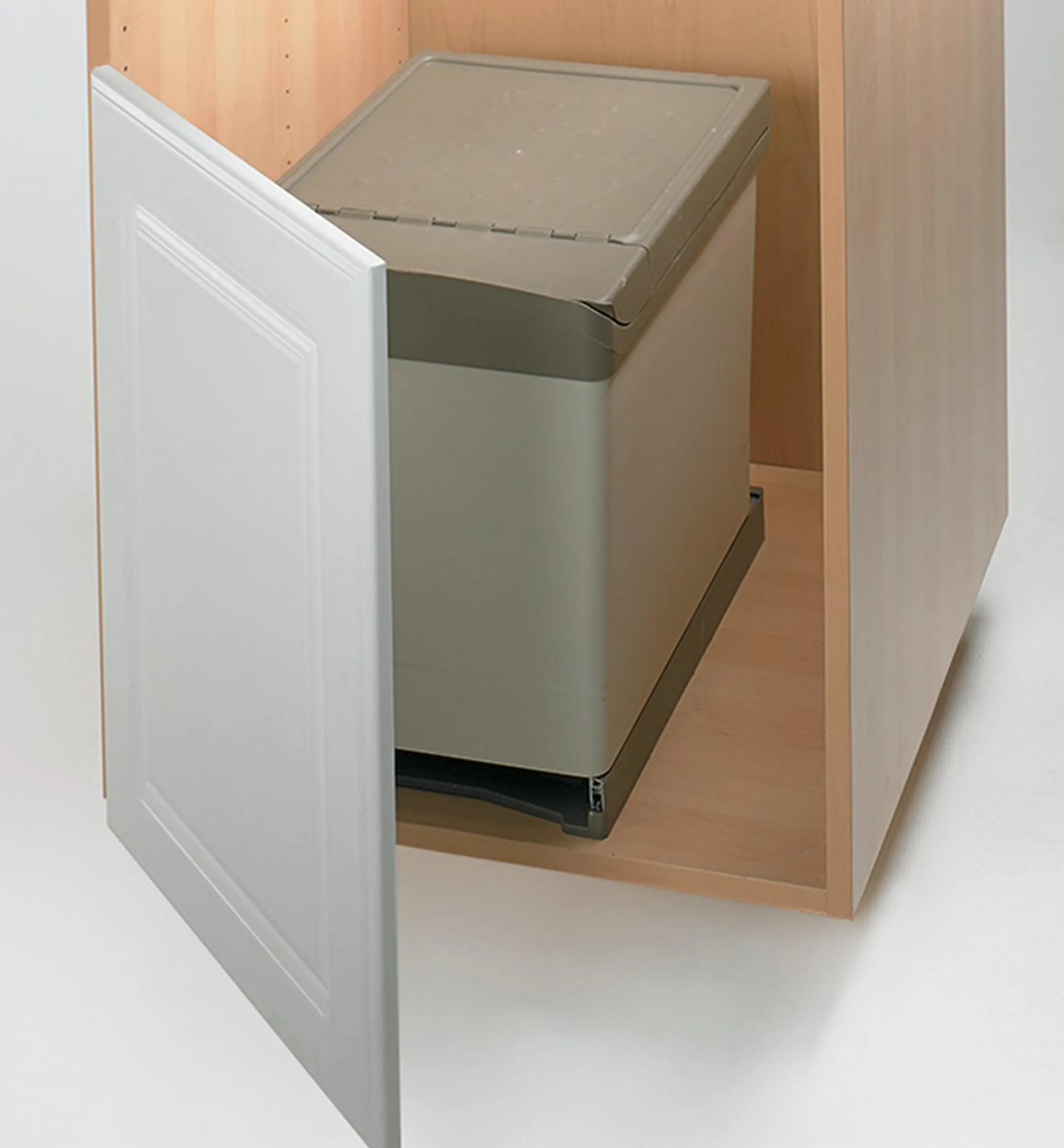 Lee Valley Composting|Composting>Bottom-Mount Sliding Waste Containers