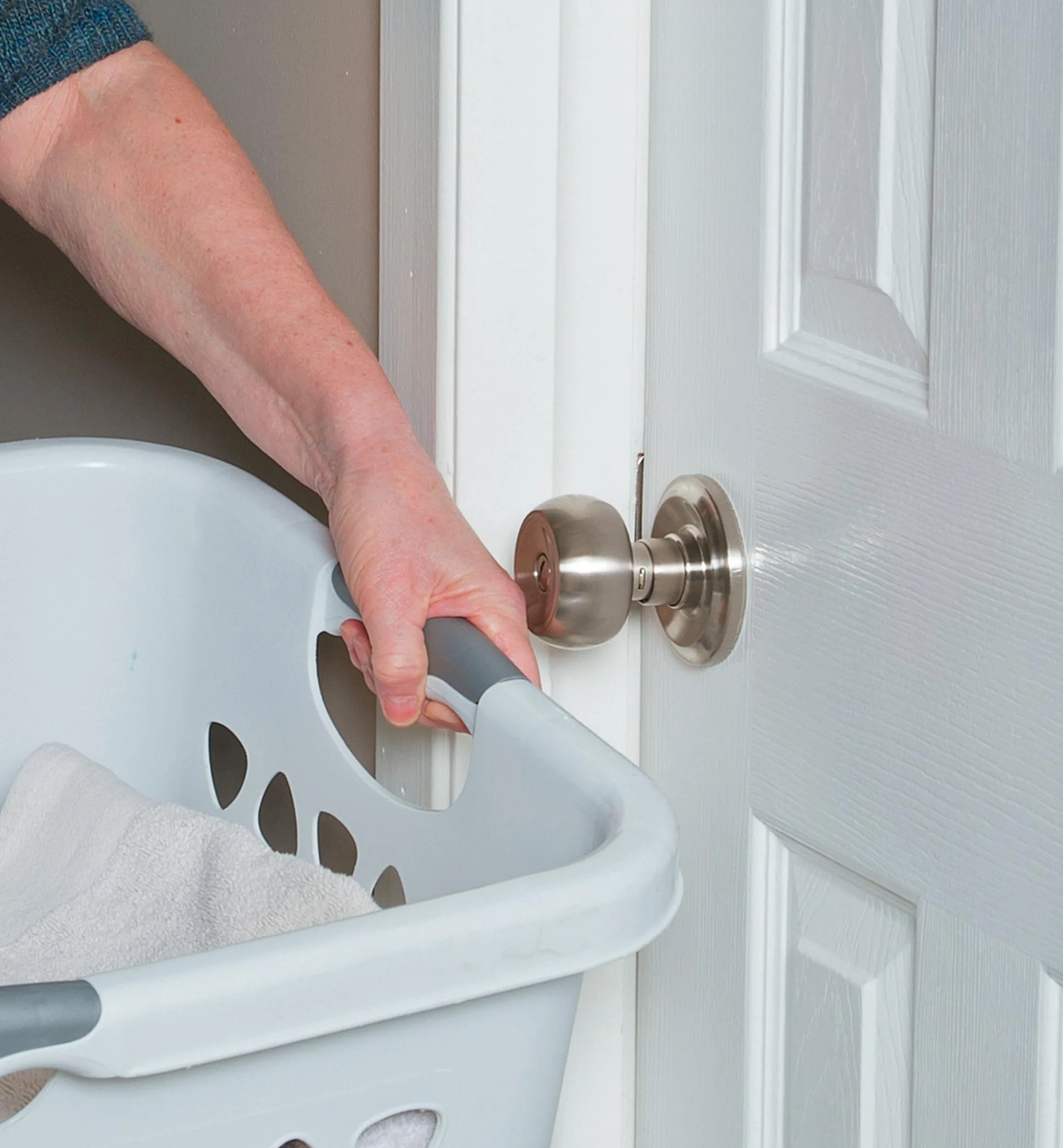 Lee Valley Architectural Hardware>Brinks Push-Pull-Rotate Stafford Doorknobs