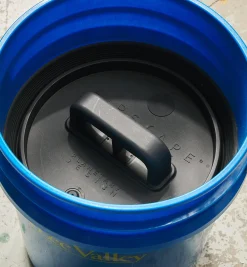 Lee Valley Storage & Organization>Bucket Lid Insert