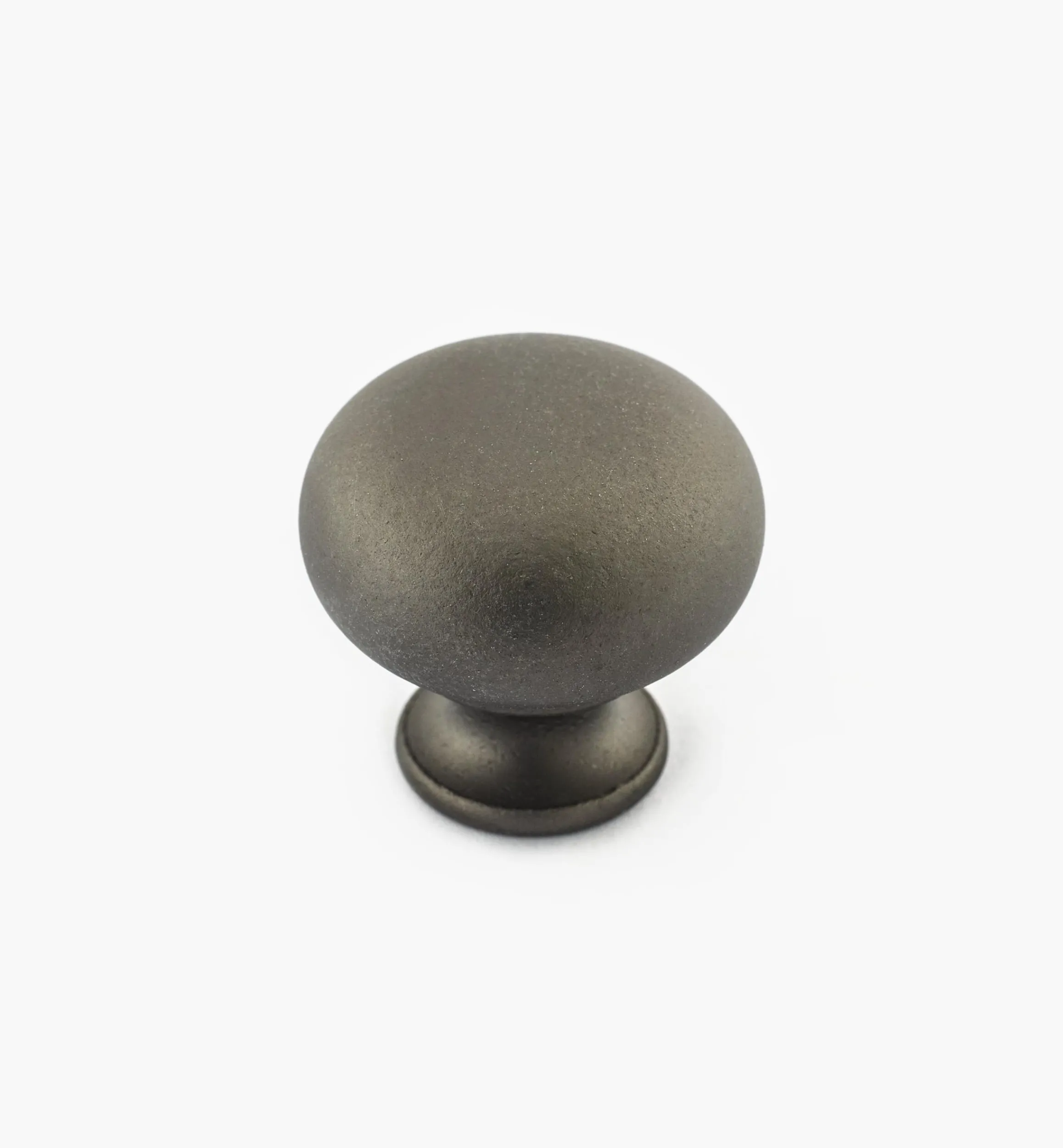Lee Valley Knobs>Cast Brass Domed Knob