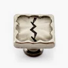Lee Valley Knobs>Cast Modern Satin Electro-Black Square Knob