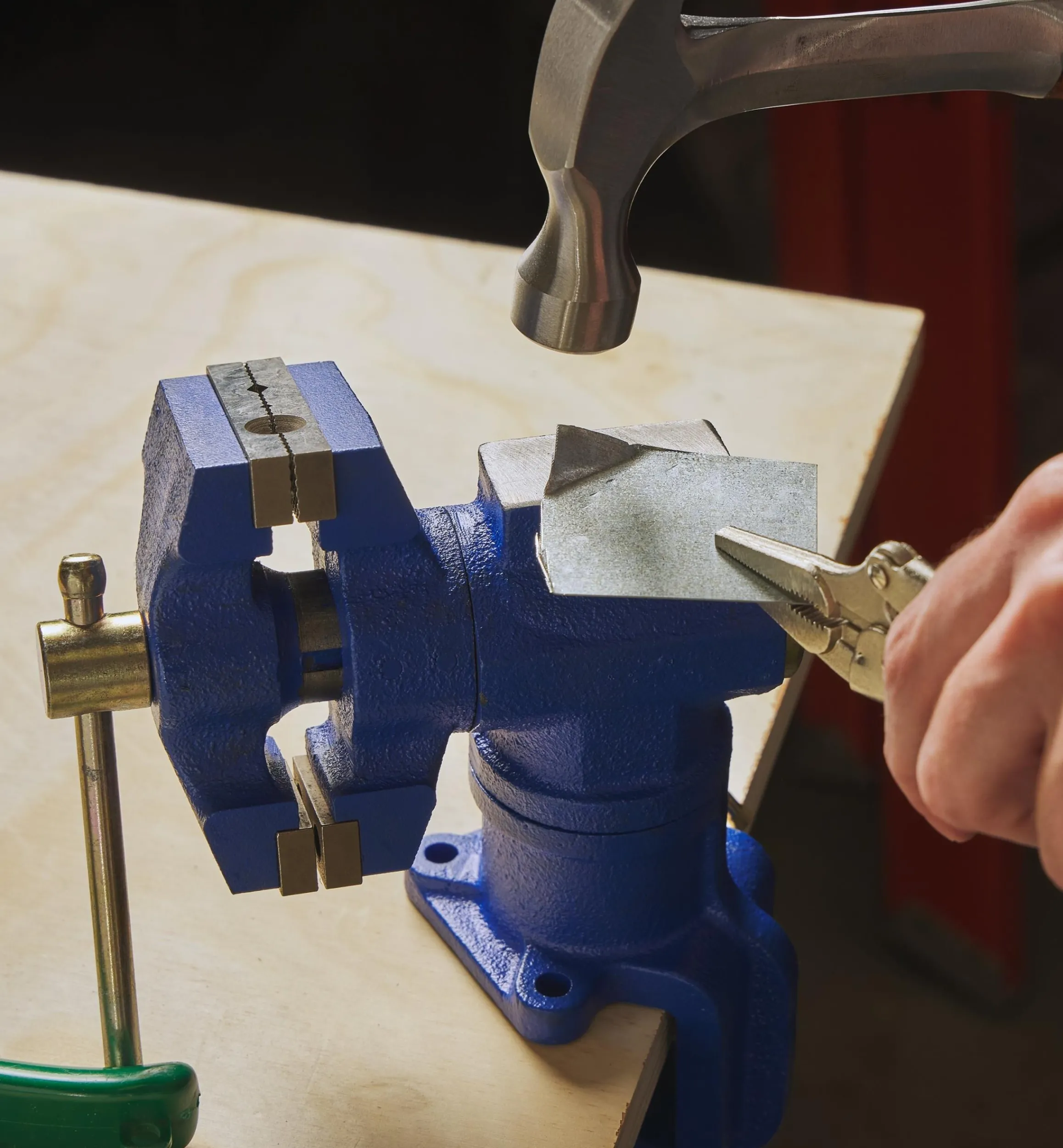Lee Valley Workshop>Clamp-On Articulating Vise