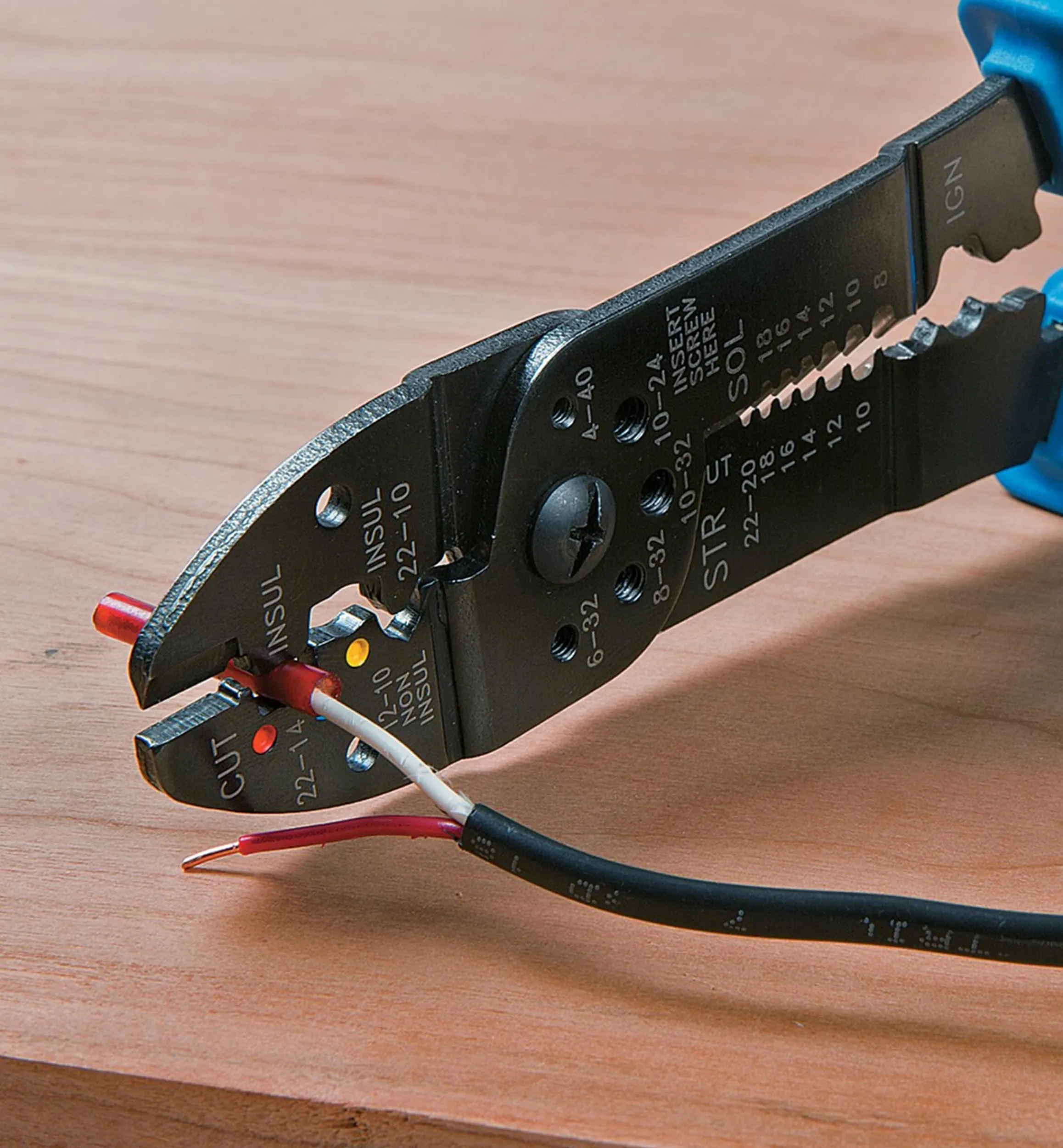 Lee Valley Hand Tools>Crimper/Wire Stripper