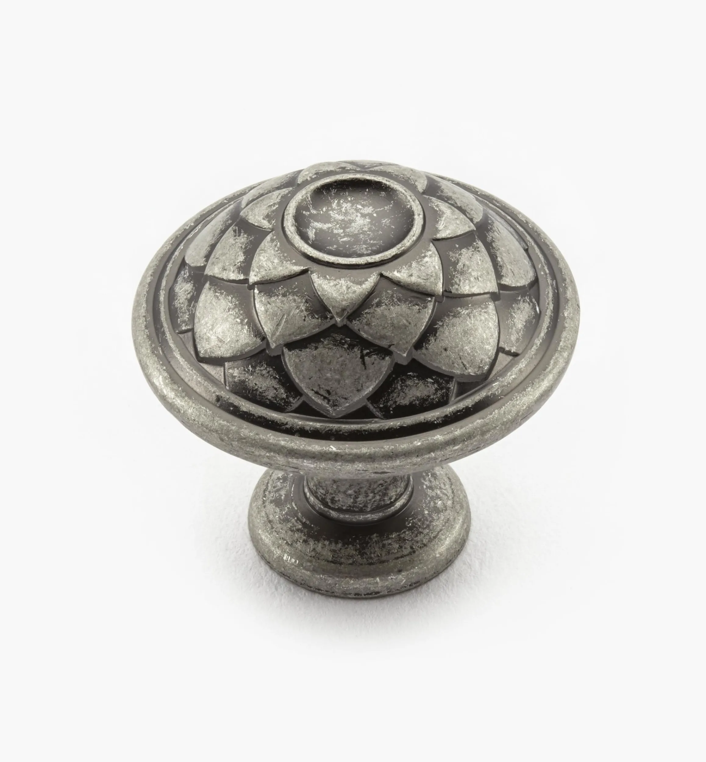 Lee Valley Knobs>Decorative Leaf Knob