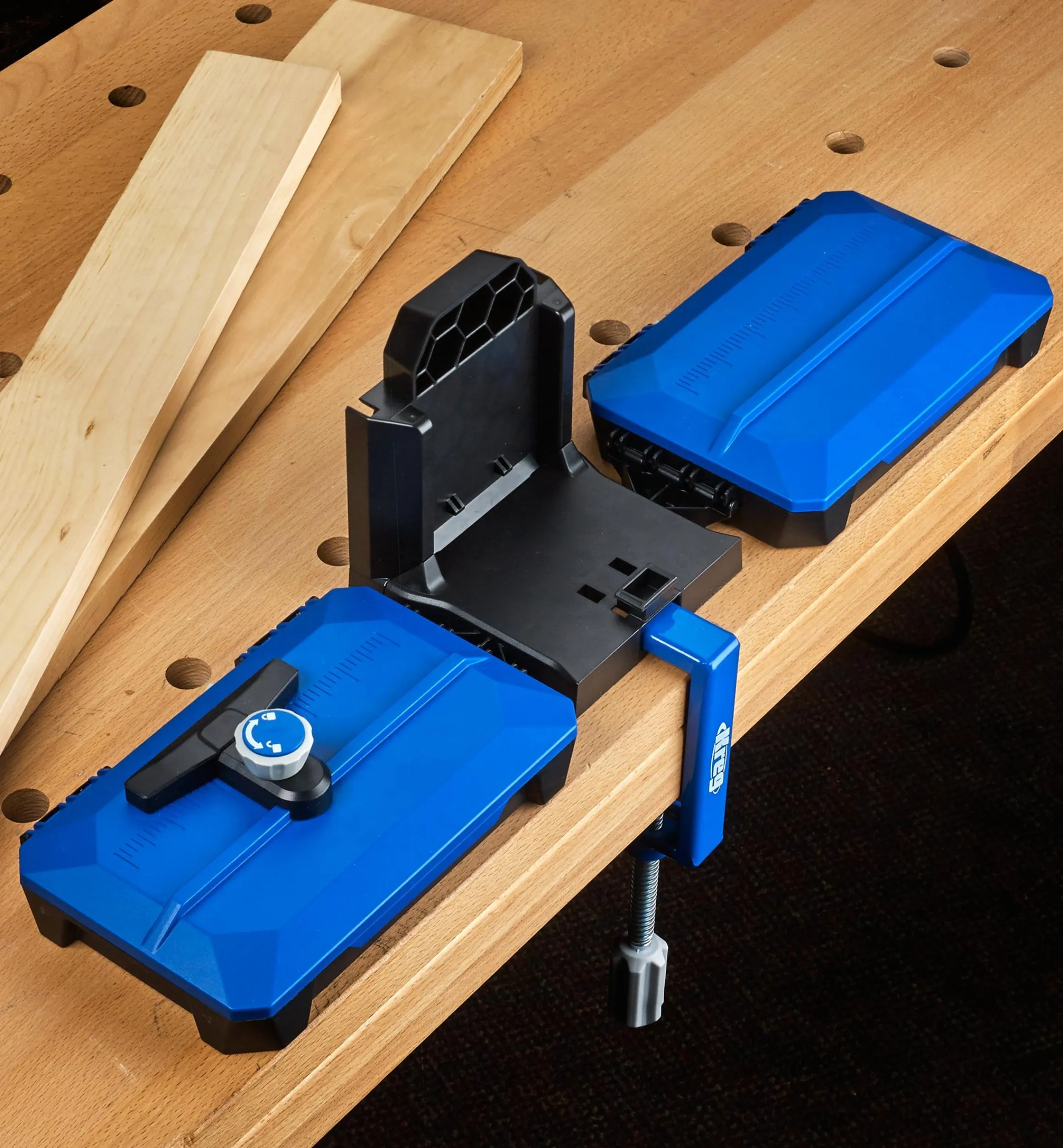 Lee Valley Jigs, Guides & Fixtures>Docking Station For Kreg 520 Pro & 720 Pocket-Hole Jigs