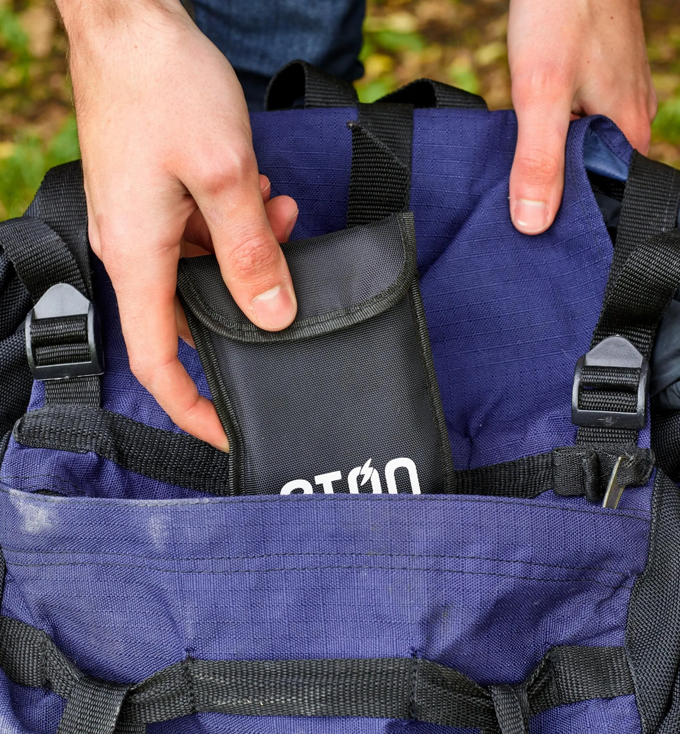 Lee Valley Electronics>Eton Pocket Weather Radio