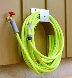 Lee Valley Hoses & Accessories><noscript><img width=