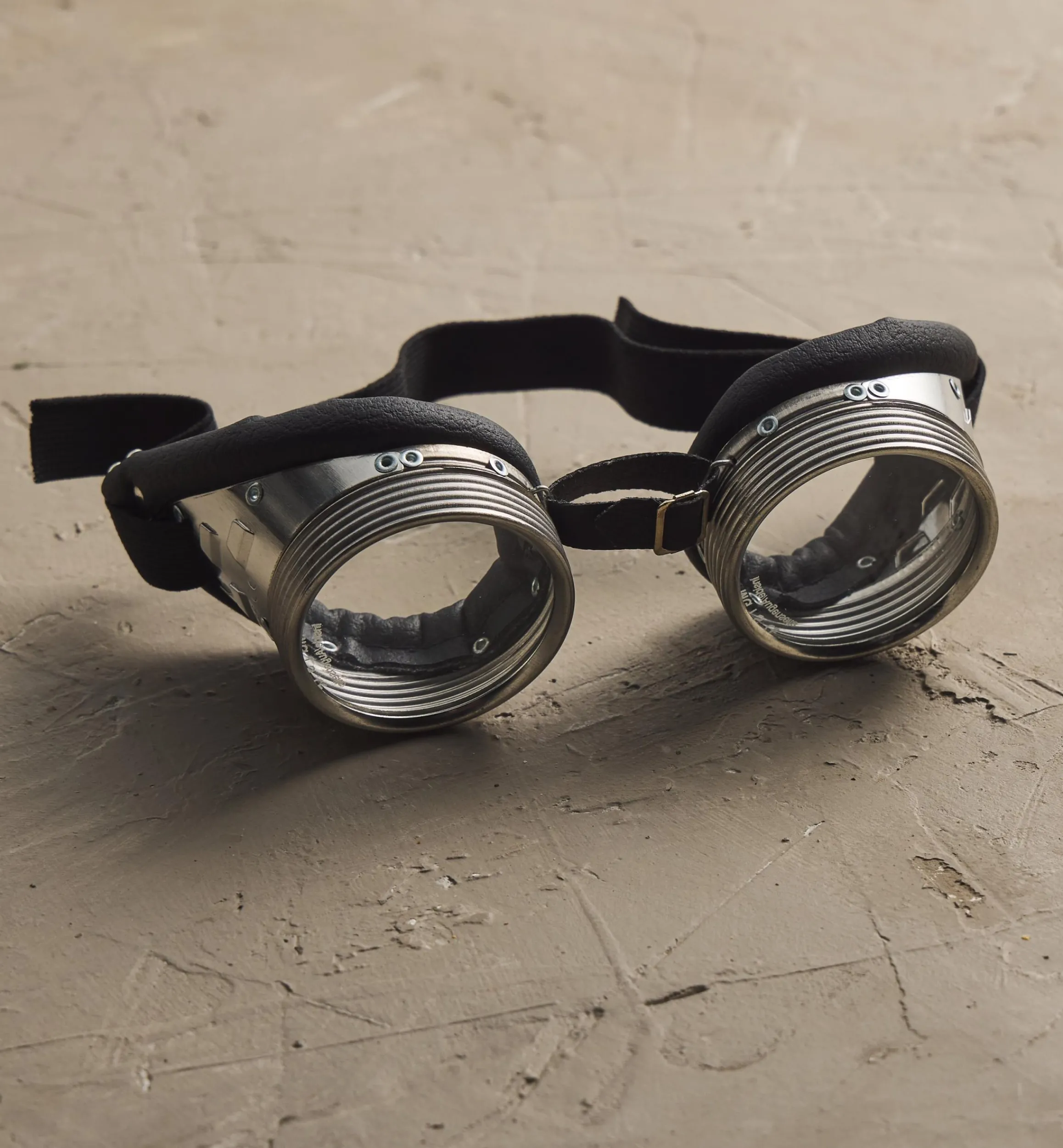 Lee Valley Safety Gear>German Safety Goggles