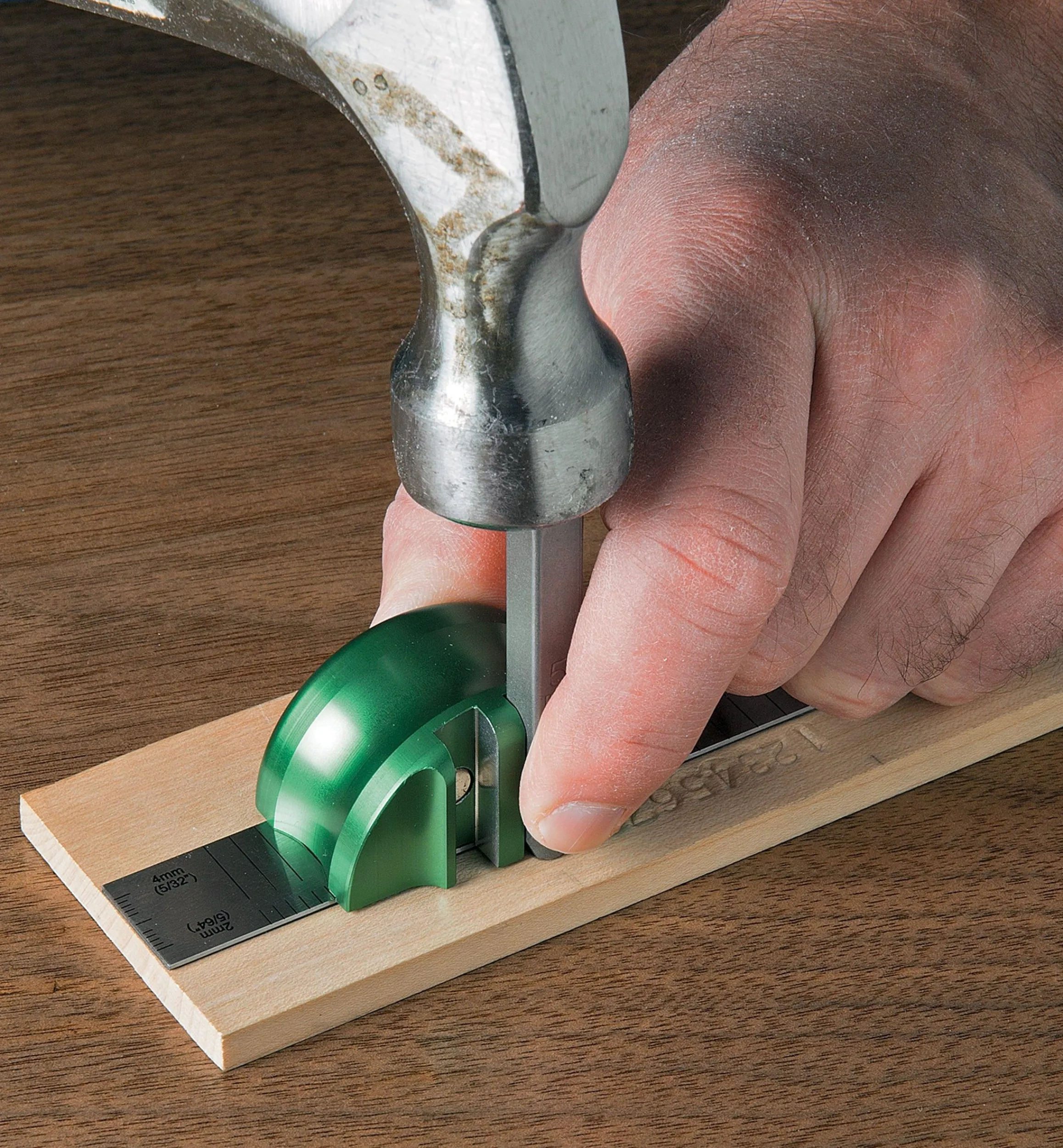Lee Valley Hand Tools>Hand Stamp Spacing Guide