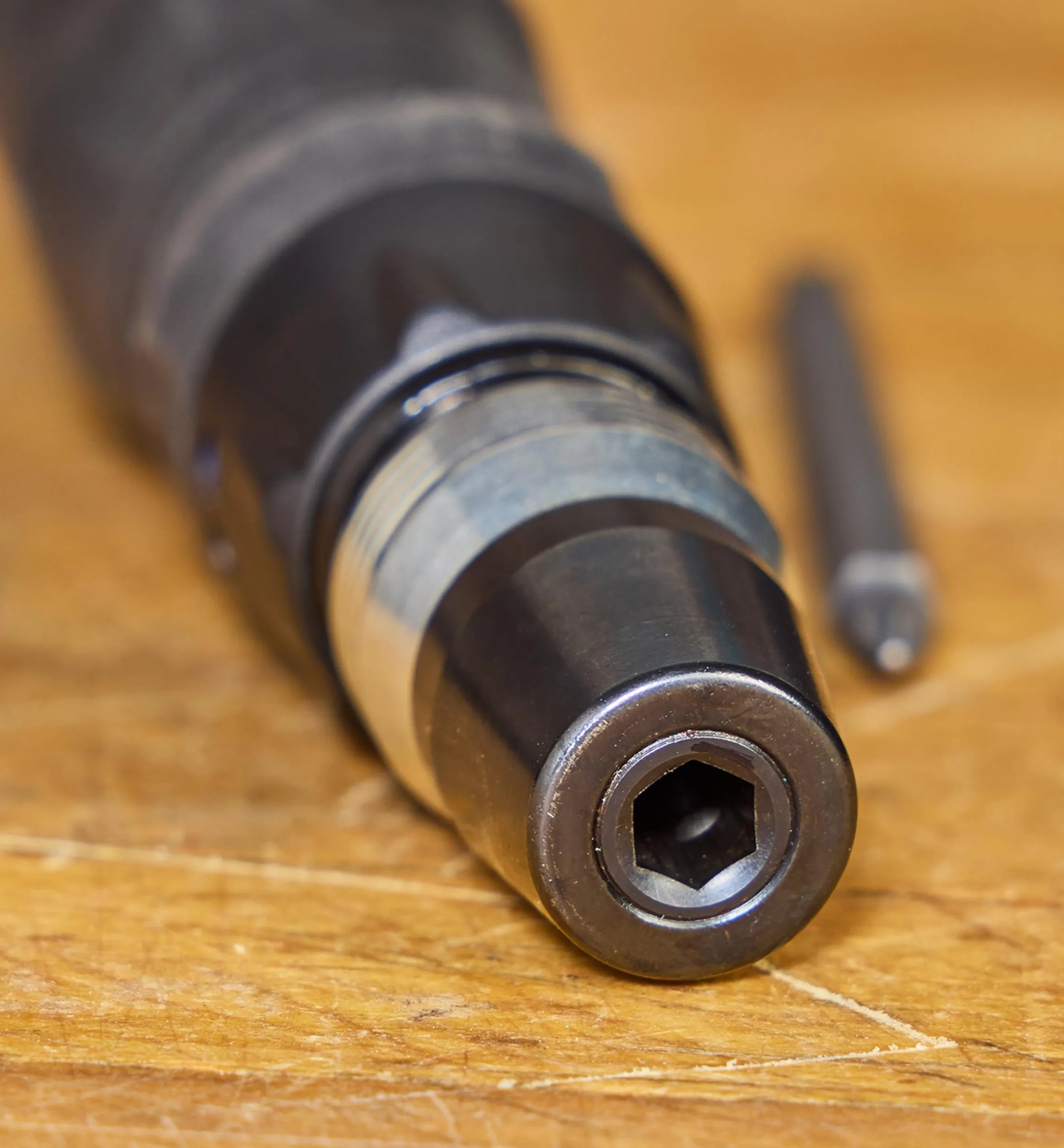 Lee Valley Screwdrivers>10-in-1 Ratcheting Screwdriver