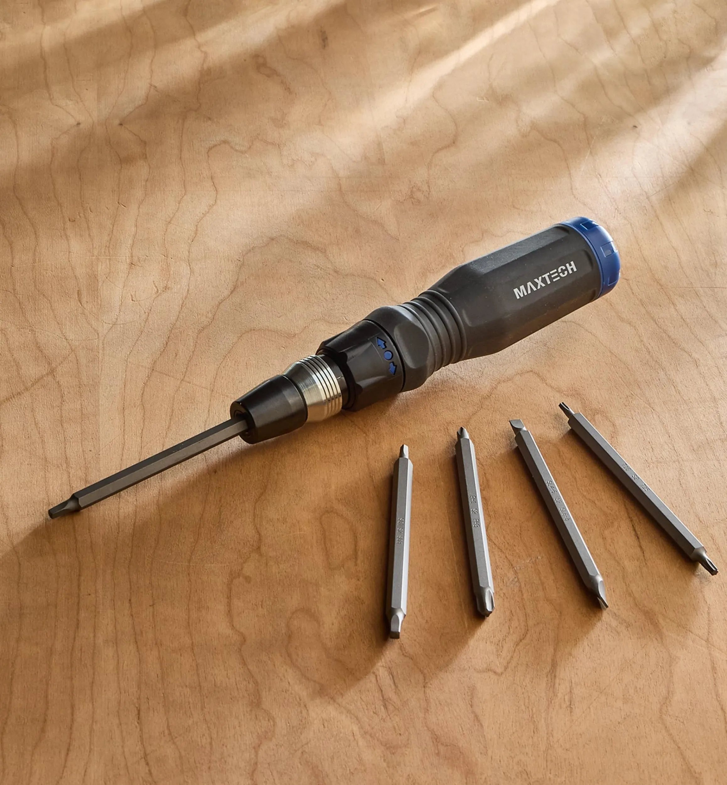 Lee Valley Screwdrivers>10-in-1 Ratcheting Screwdriver
