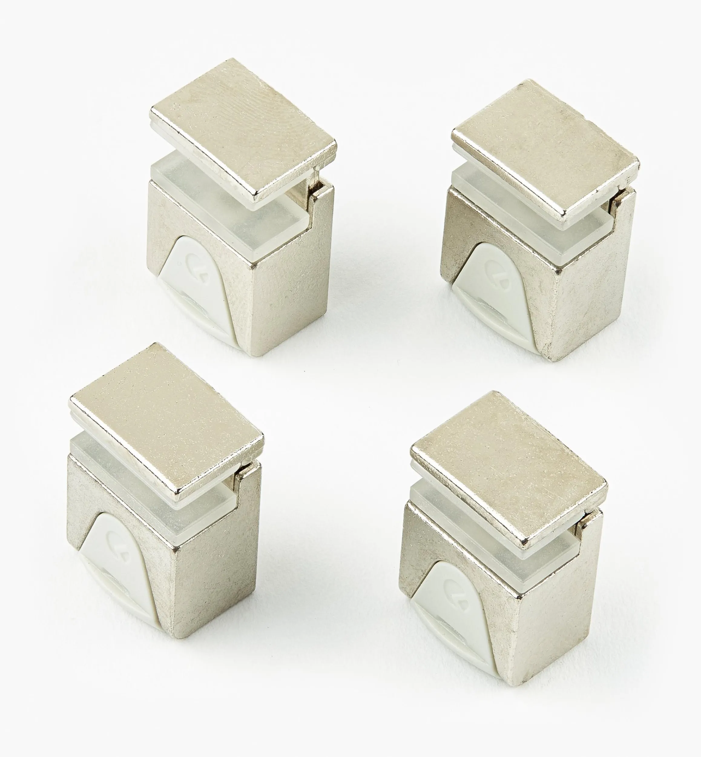 Lee Valley Storage Organization>Kubic Supports For Glass Shelves