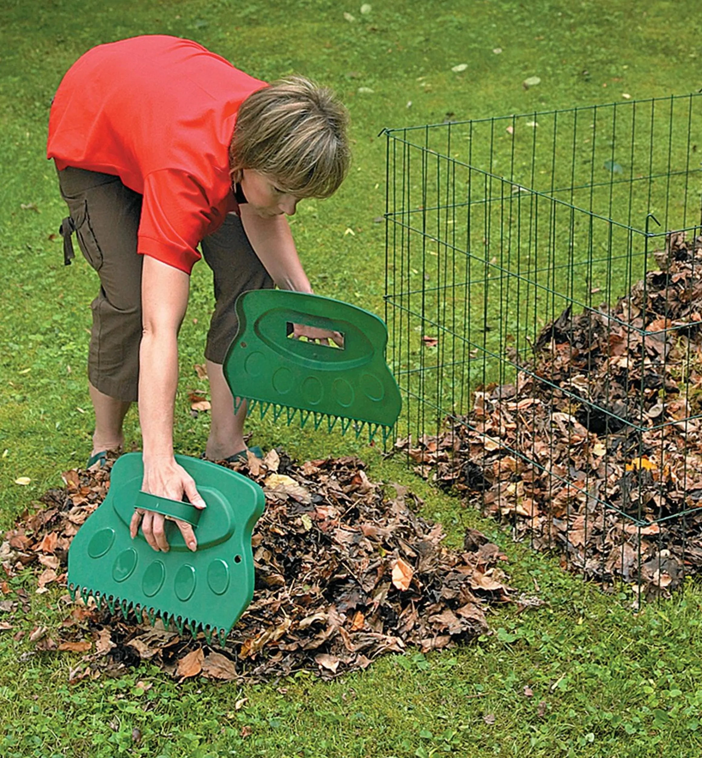 Lee Valley Lawn Care>Leaf Paws