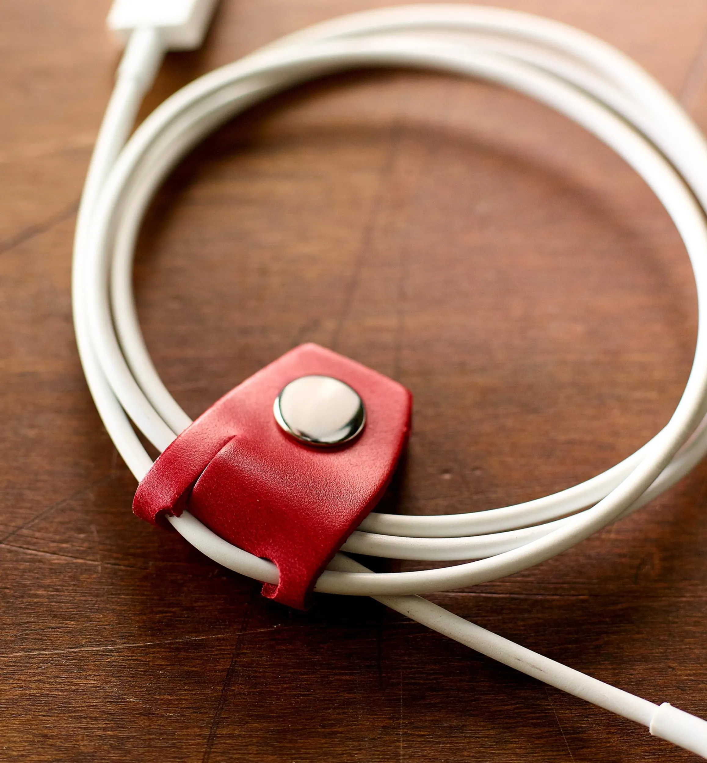 Lee Valley Mobile Device Accessories>Leather Cord Keepers
