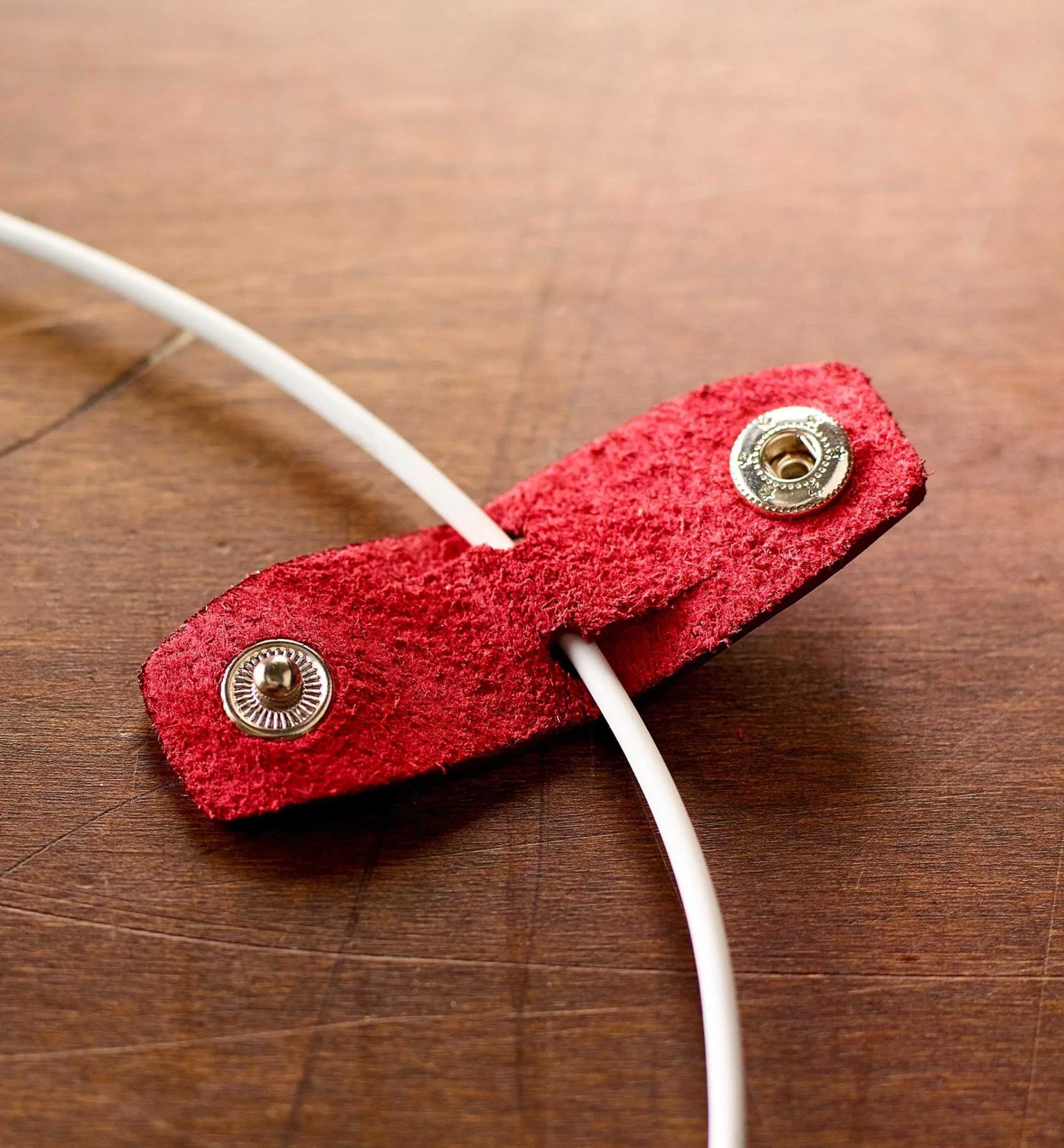 Lee Valley Mobile Device Accessories>Leather Cord Keepers