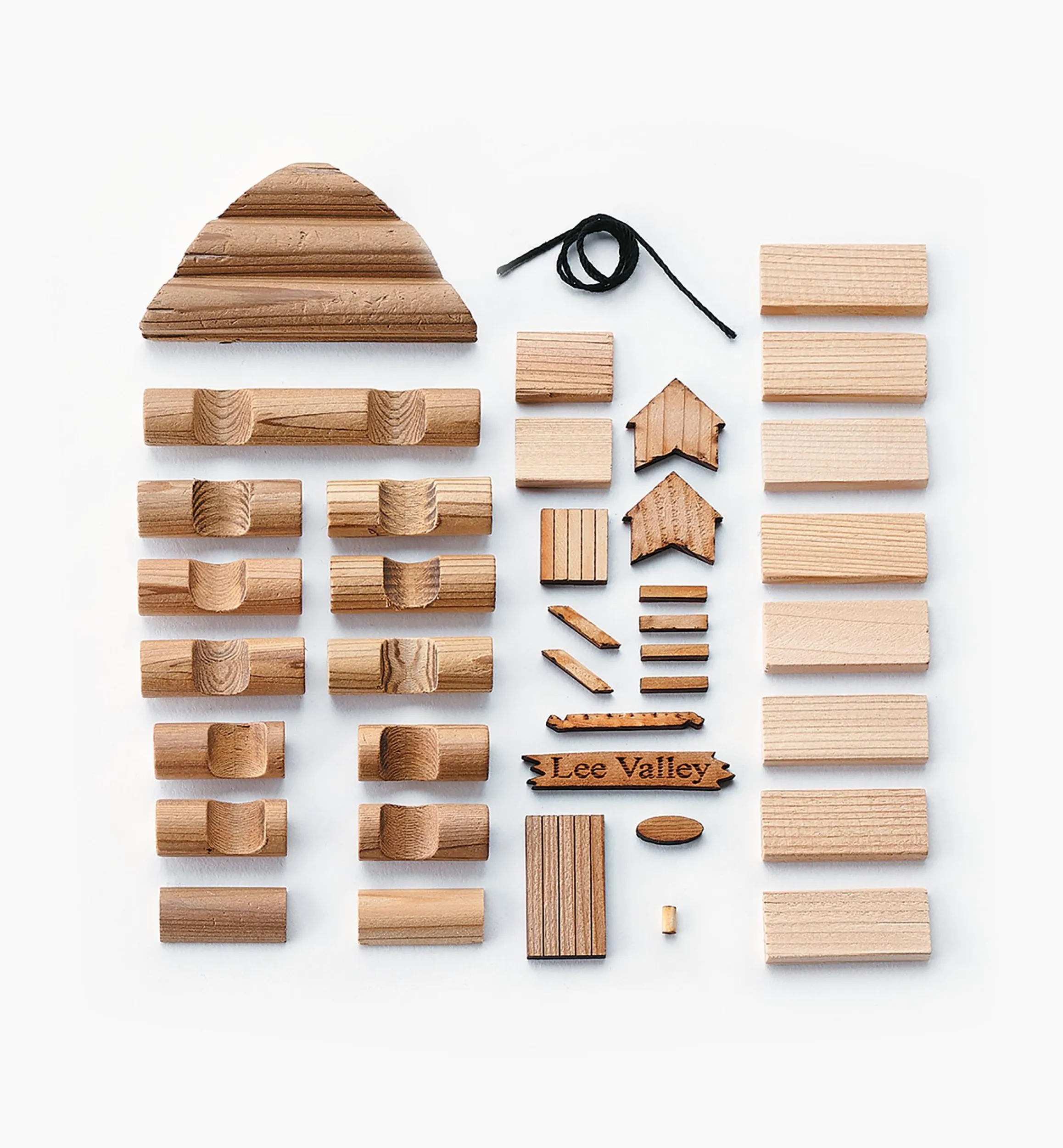 Lee Valley Décor>Log Cabin And Barn Ornament Kits