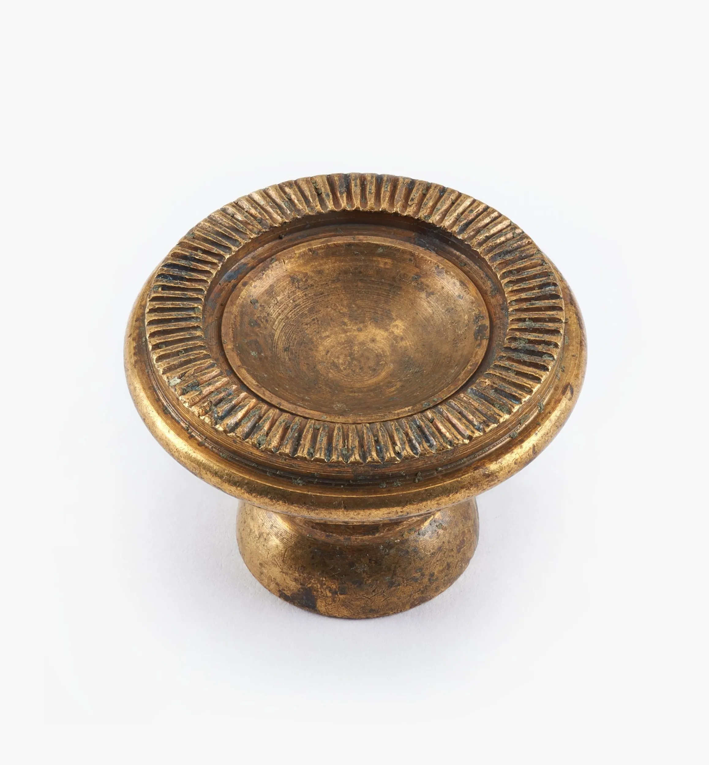 Lee Valley Knobs>Louis XVI Ribbon Knobs