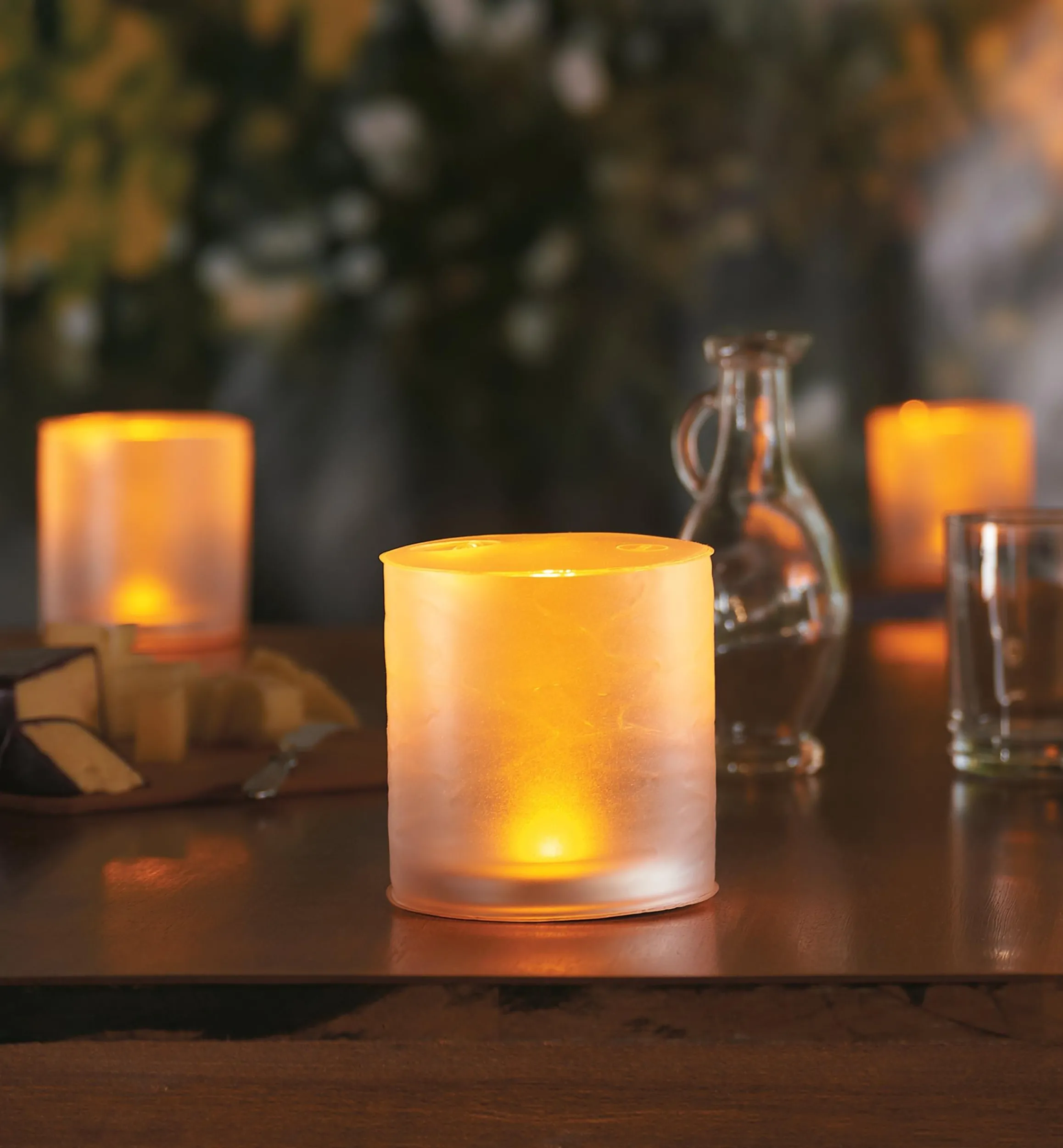 Lee Valley Lighting>Luci Inflatable Solar Candle Lantern
