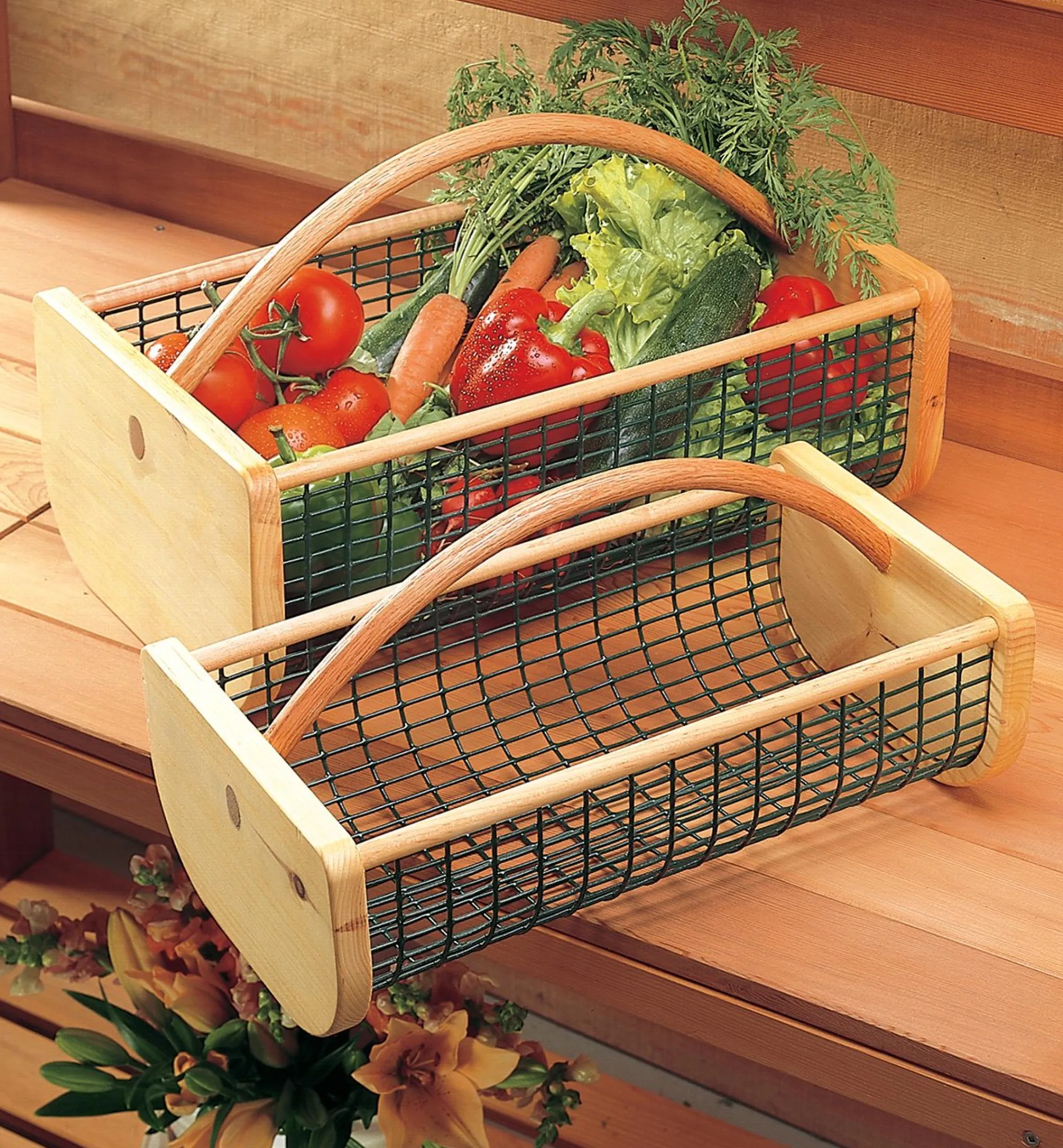 Lee Valley Harvesting>Maine Garden Hods