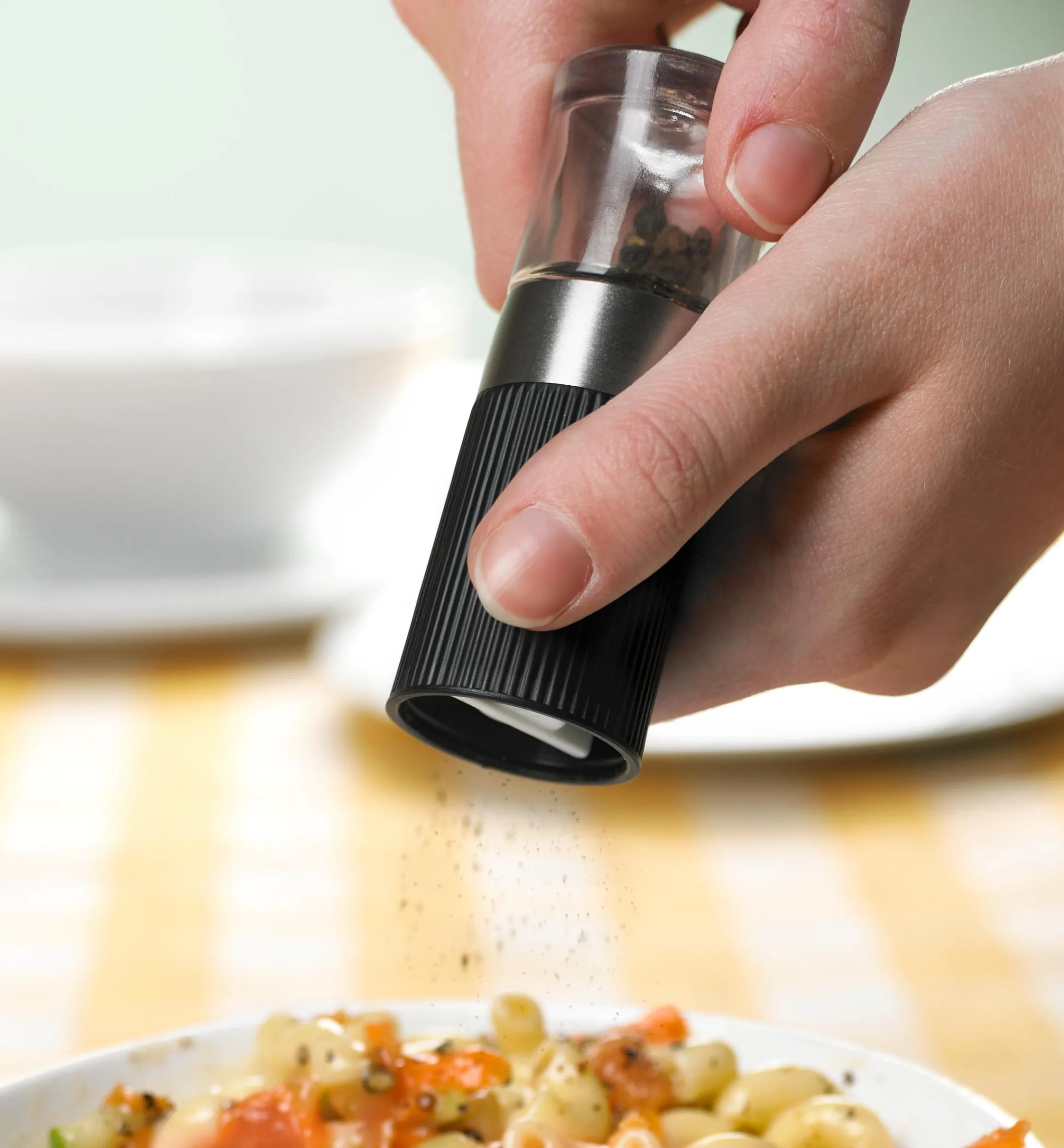 Lee Valley Kitchen Tools>Mini Salt & Pepper Grinders