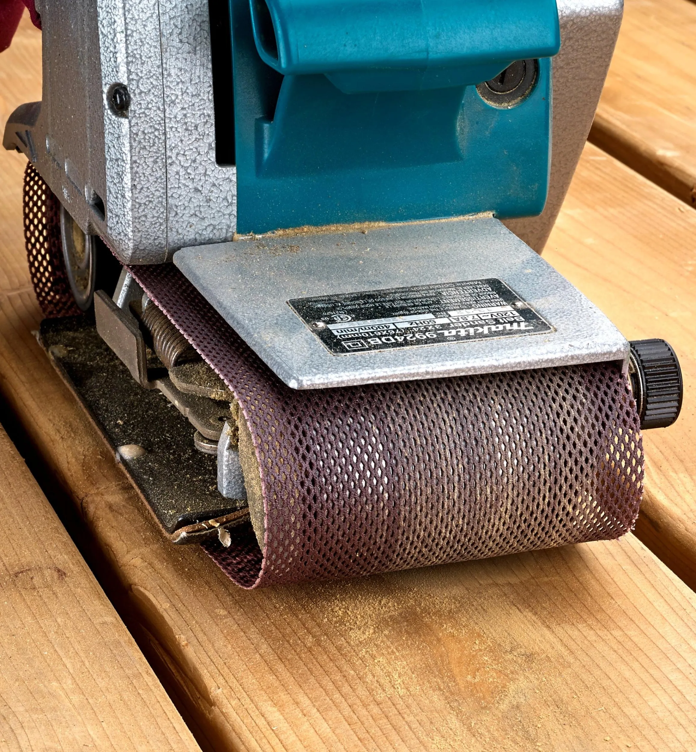 Lee Valley Supplies>Mirka Abranet Max 3" × 24" Belts