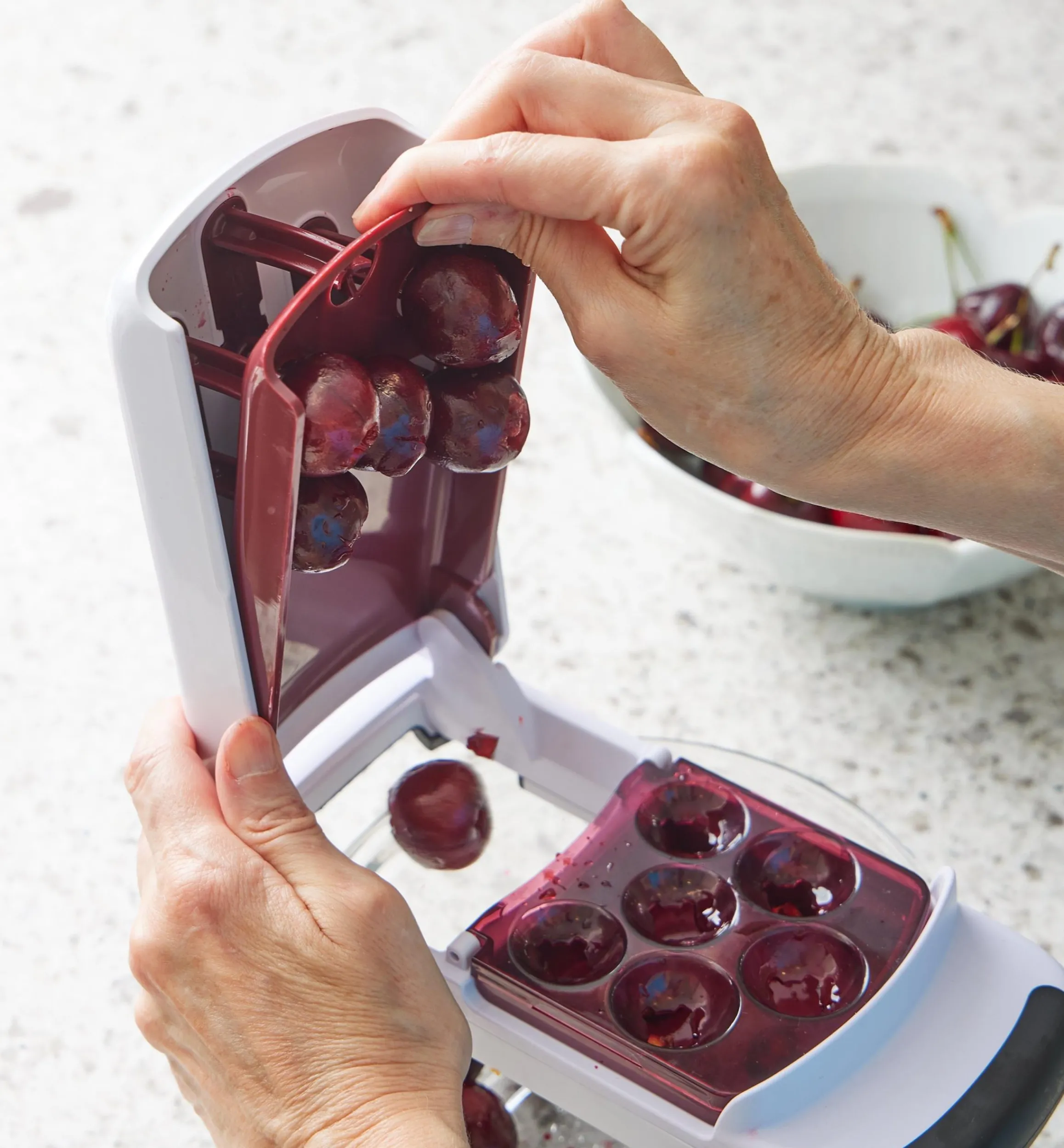 Lee Valley Kitchen Tools>Multi-Cherry Pitter