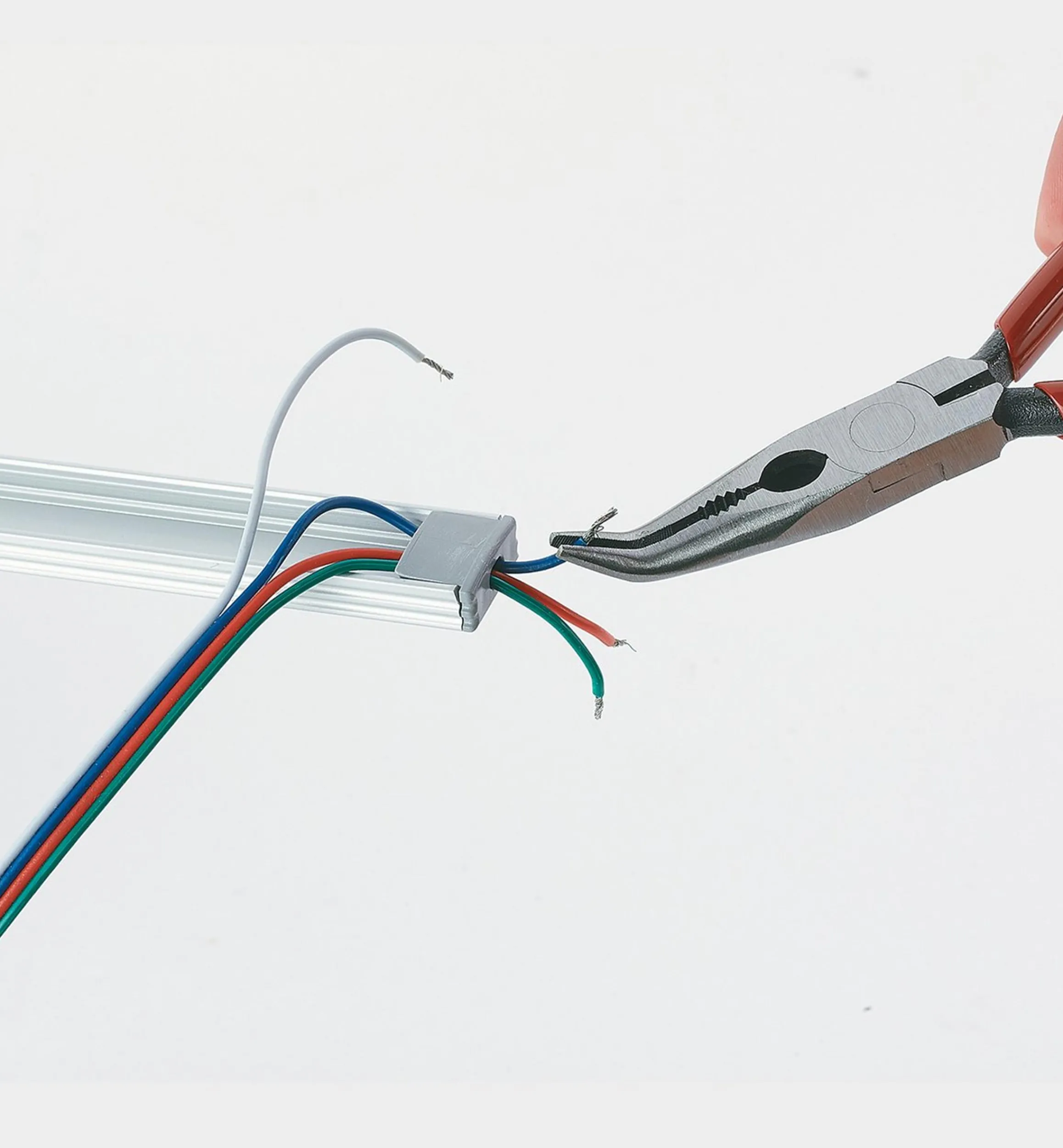 Lee Valley Hand Tools>Offset & Straight Mini Needle-Nose Pliers