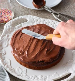 Lee Valley Confectionery & Decorating>Offset Frosting Spatula