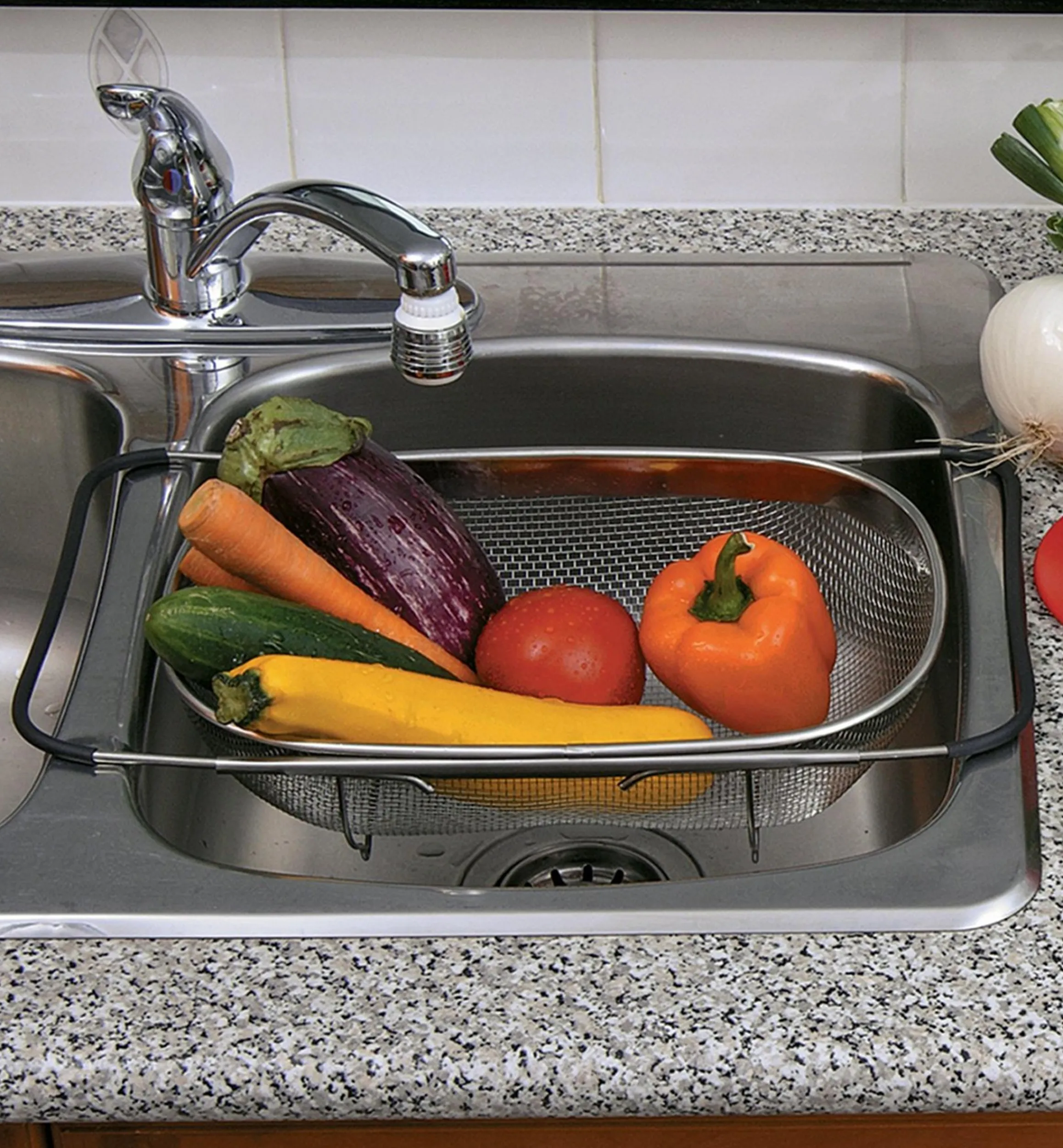 Lee Valley Kitchen Tools>Over-the-Sink Colander