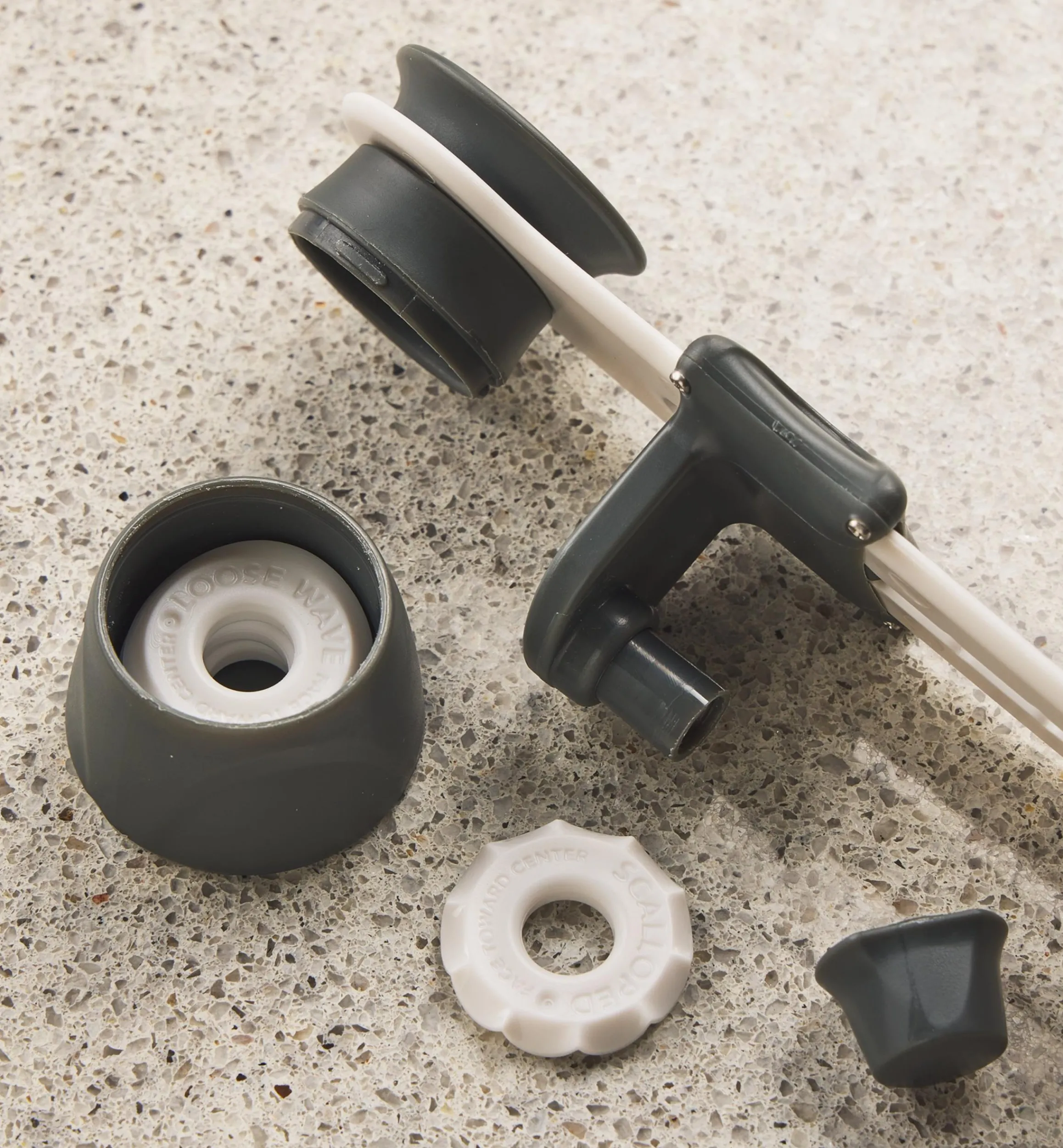Lee Valley Pastry Tools>Pastry Cutter
