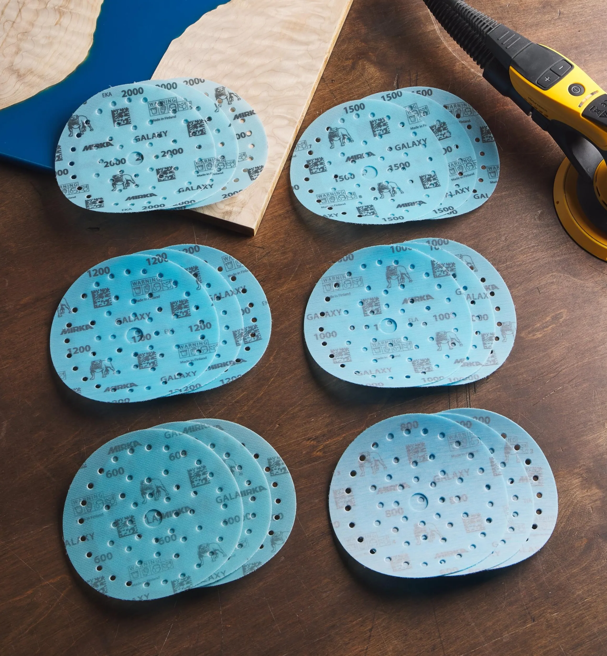 Lee Valley Supplies>18-Pc. Sample Pack Of Mirka 6" Fine Galaxy Multifit Grip Discs