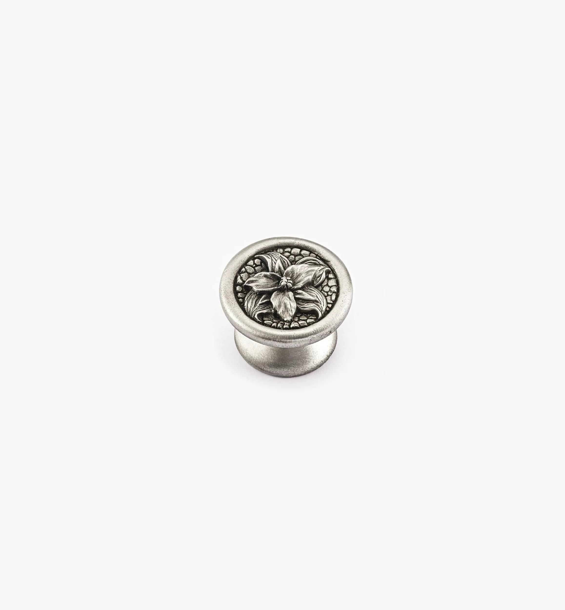Lee Valley Knobs>Pewter Trillium Knob