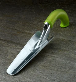 Lee Valley Garden Care>Radius Ergonomic Bulb Trowel