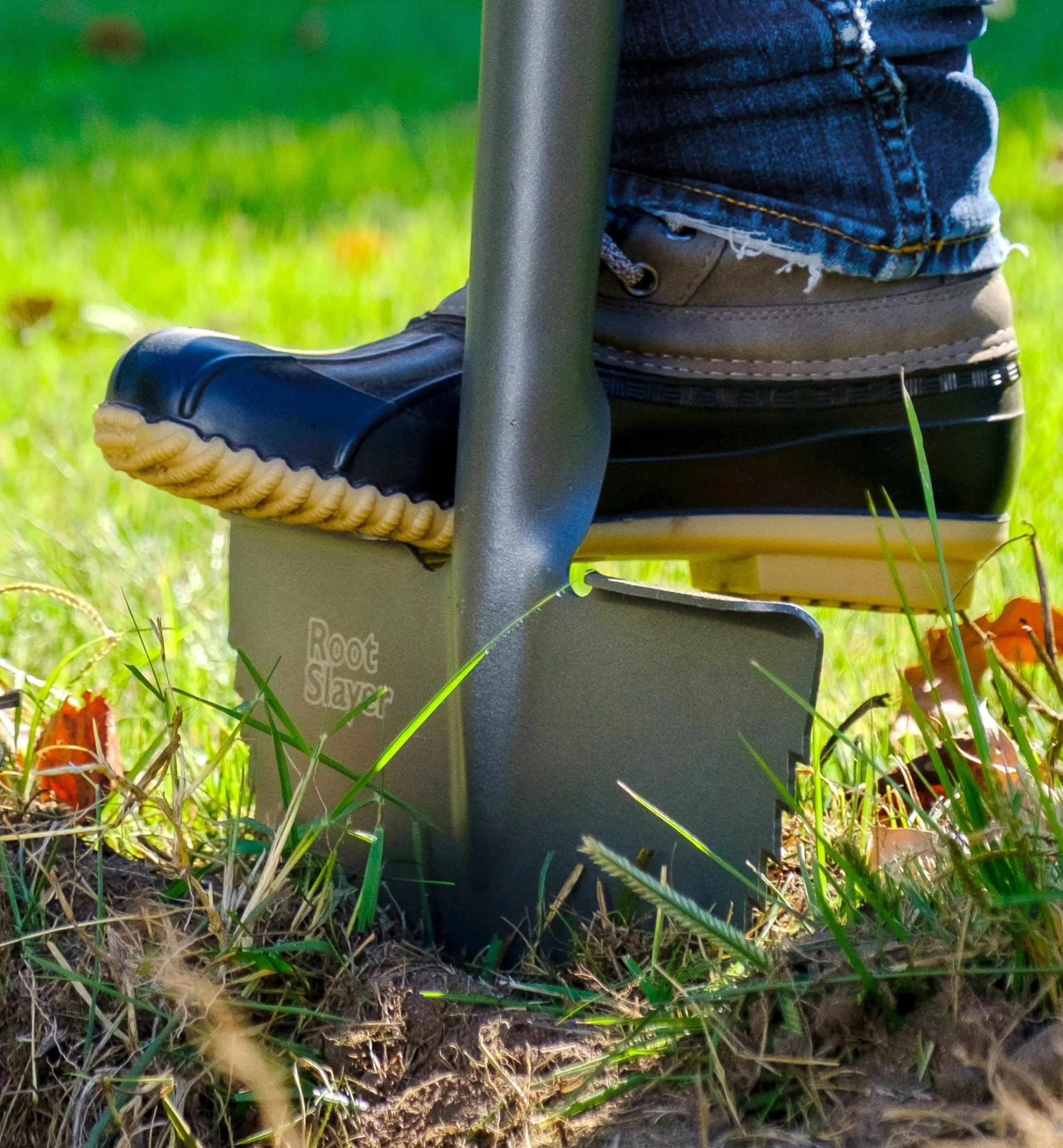 Lee Valley Lawn Care>Radius Root-Cutter Lawn Edger