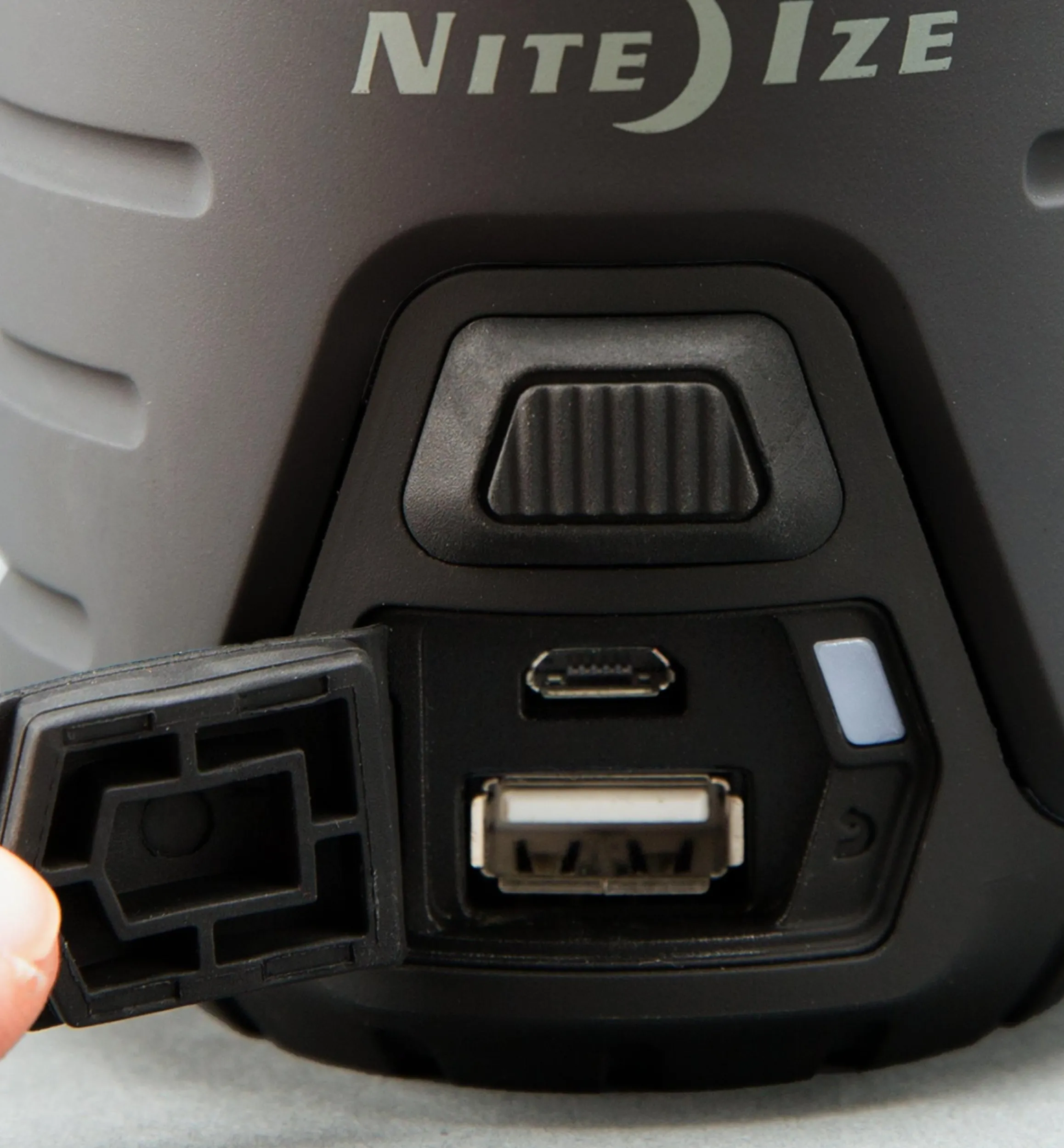 Lee Valley Lighting>Rechargeable Lantern