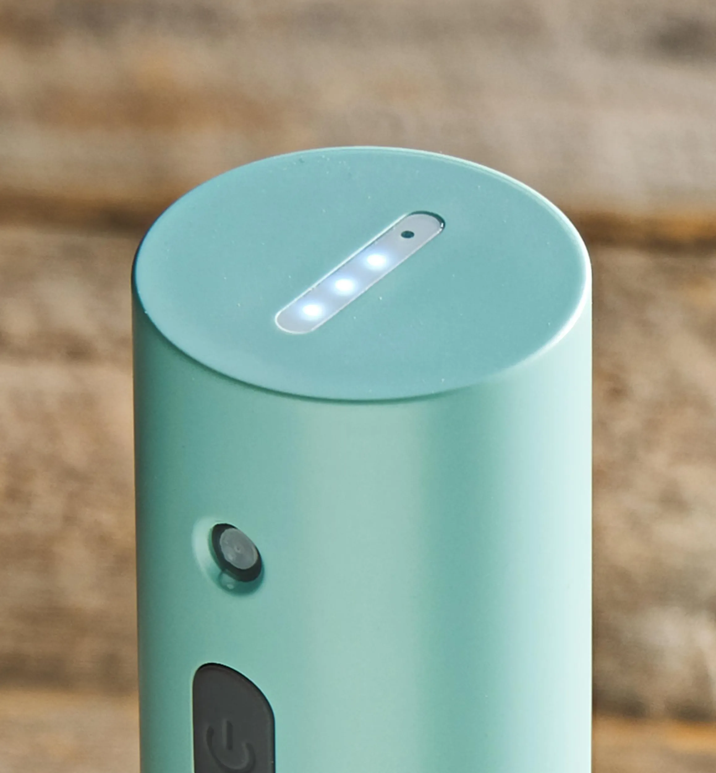 Lee Valley Indoor Gardening>Rechargeable Plant Mister