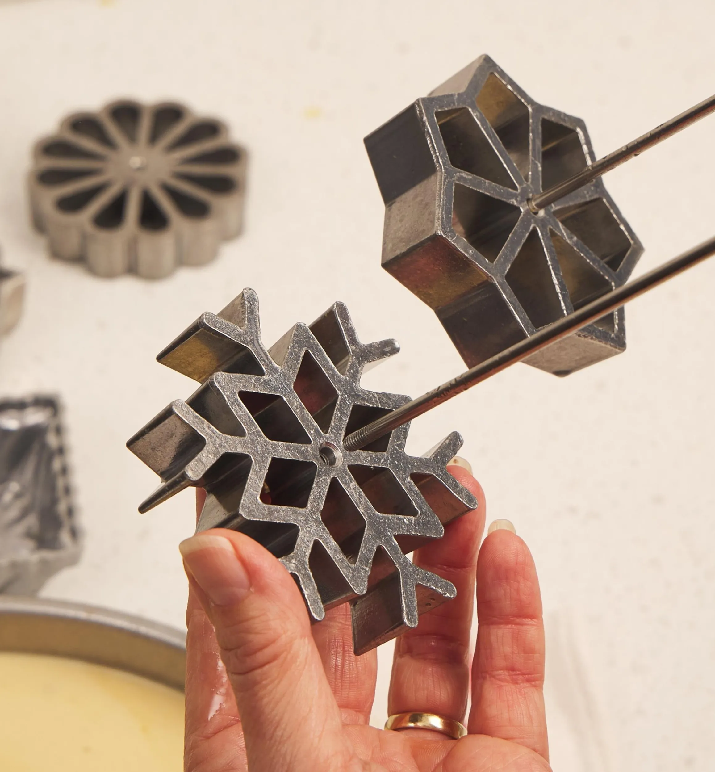 Lee Valley Pastry Tools>Rosette & Timbale Maker