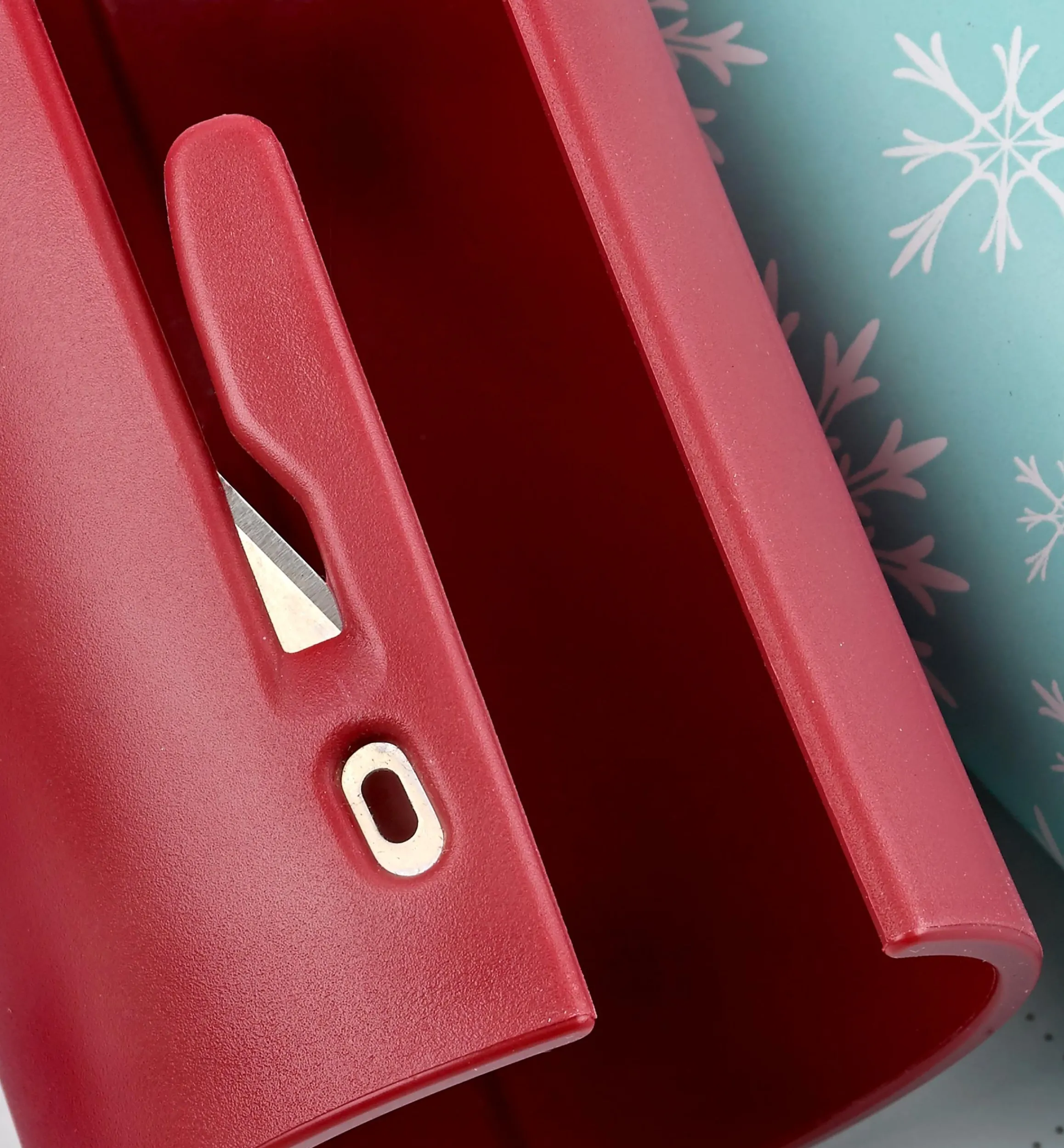 Lee Valley Décor>Sliding Gift-Wrap Cutter