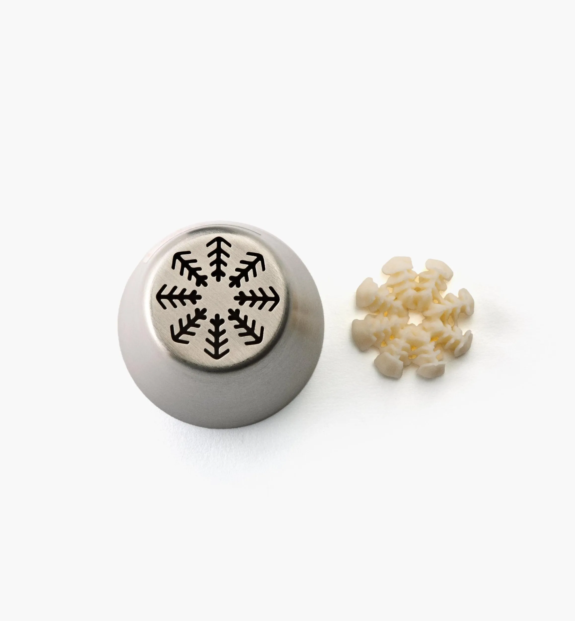 Lee Valley Confectionery & Decorating>Snowflake Piping Tips