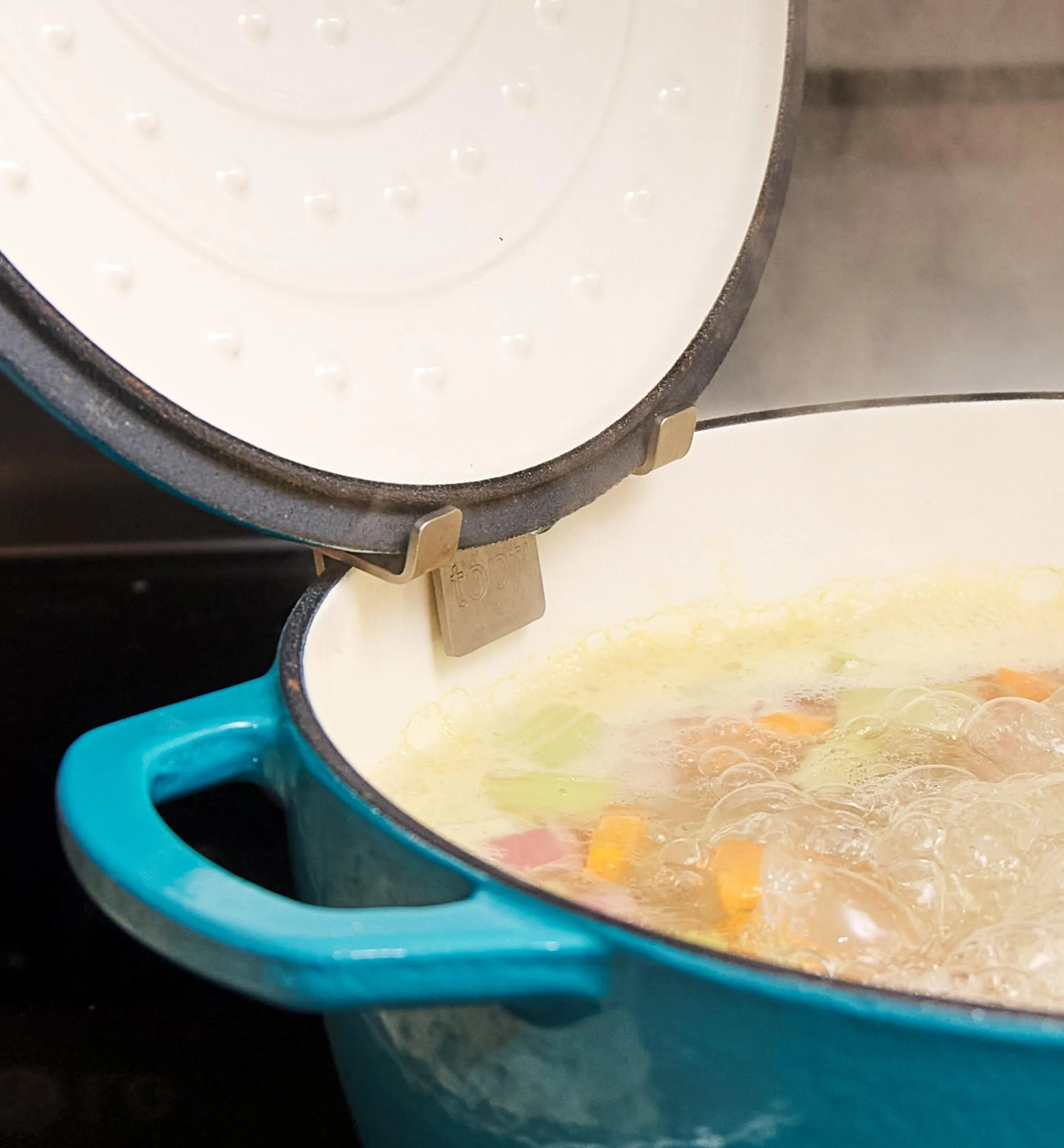 Lee Valley Kitchen Tools>Stainless-Steel Pot Lid Holder