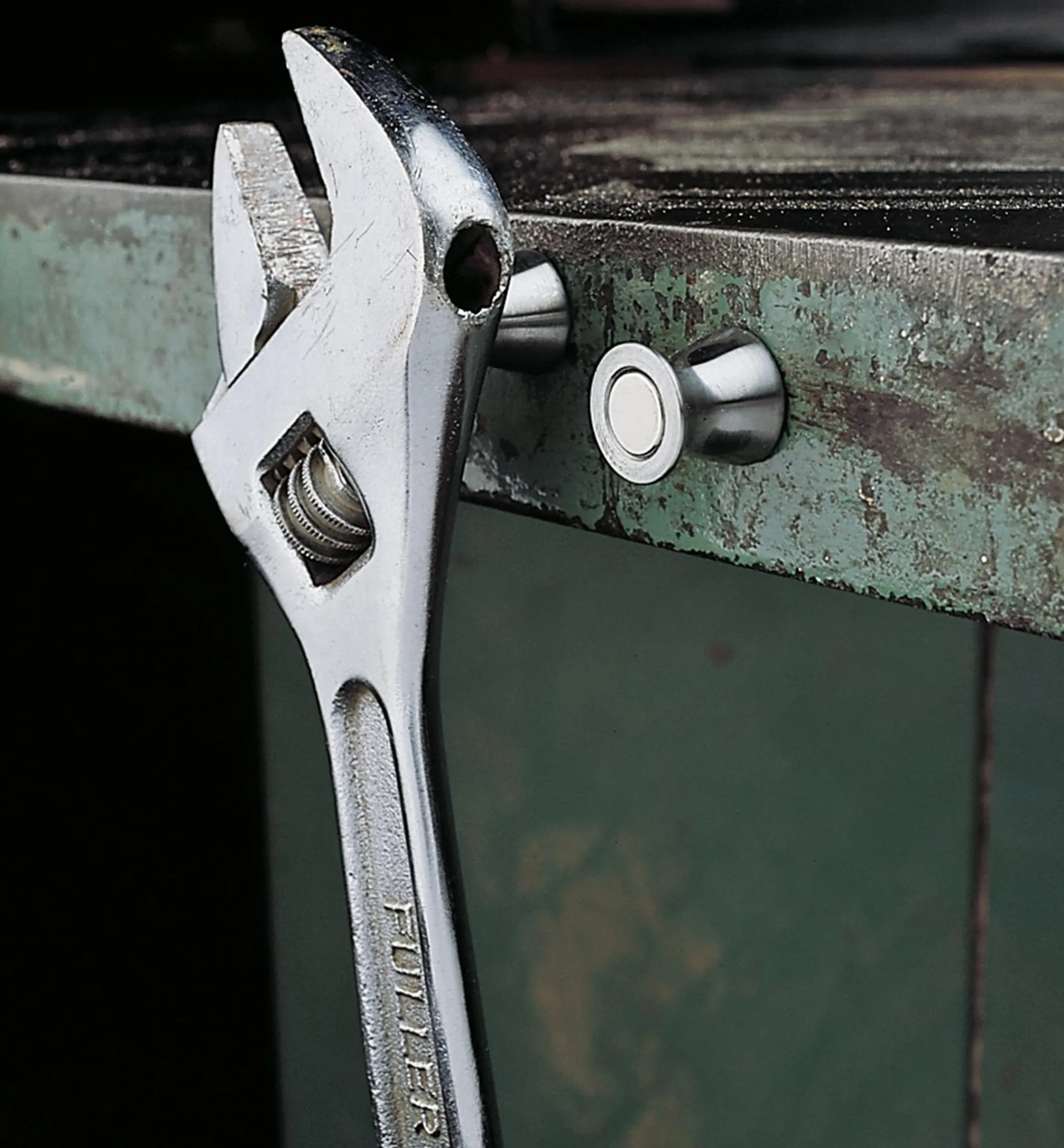 Lee Valley Storage Organization>Standoff Magnetic Tool Holder