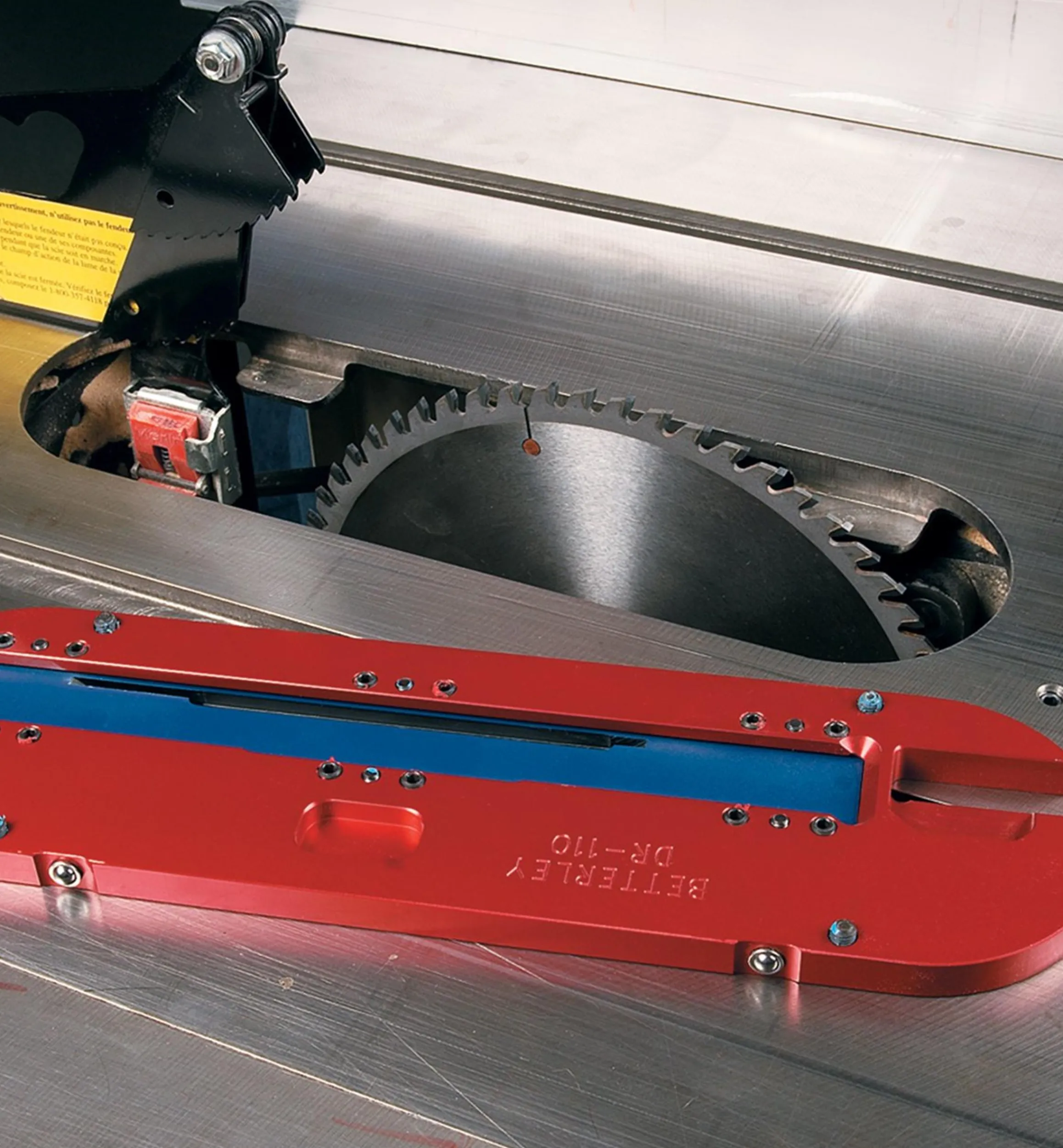 Lee Valley Safety>Tru-Cut Zero-Clearance Throat Plates