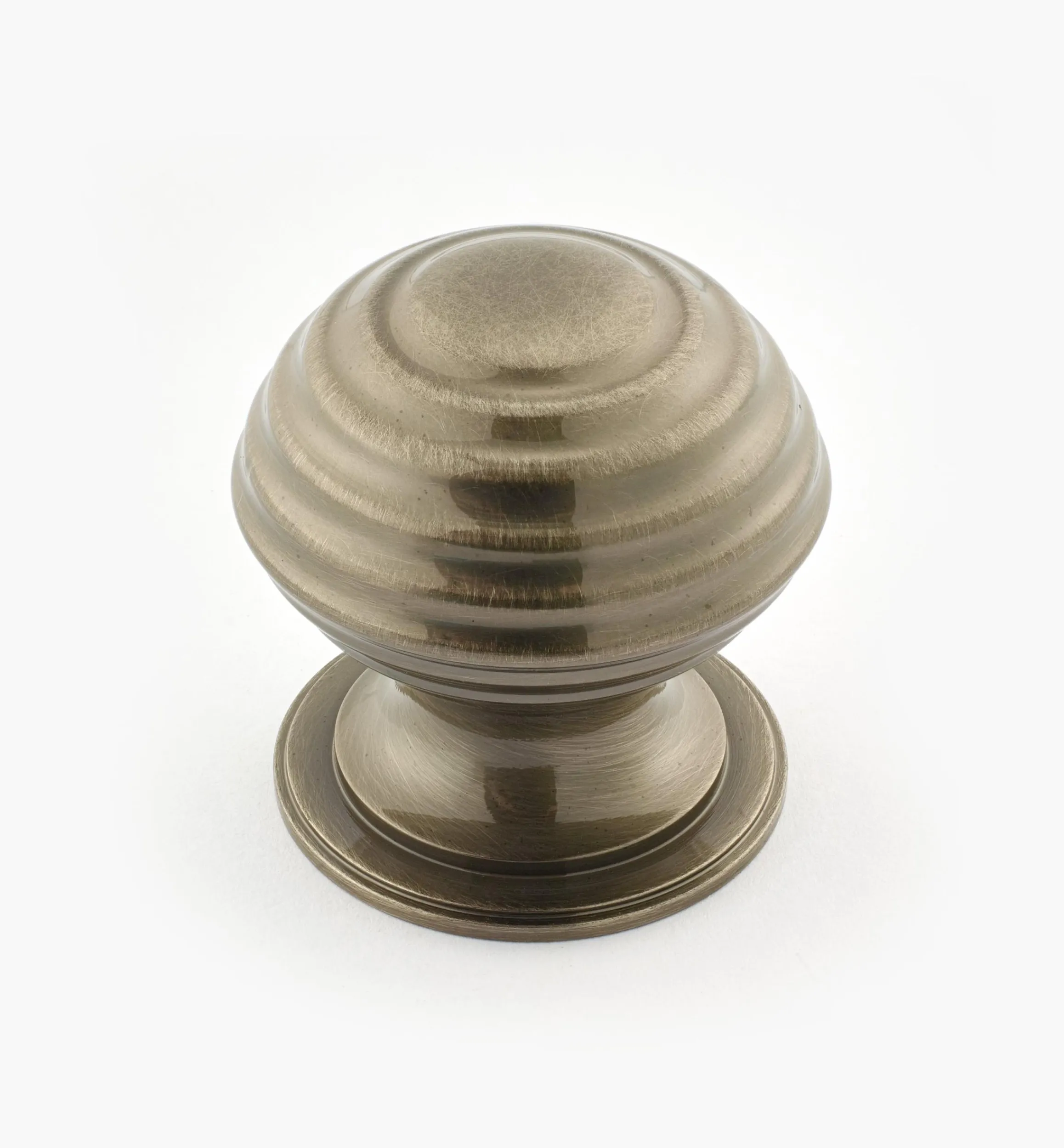 Lee Valley Knobs>Turned Brass Ridged Knobs